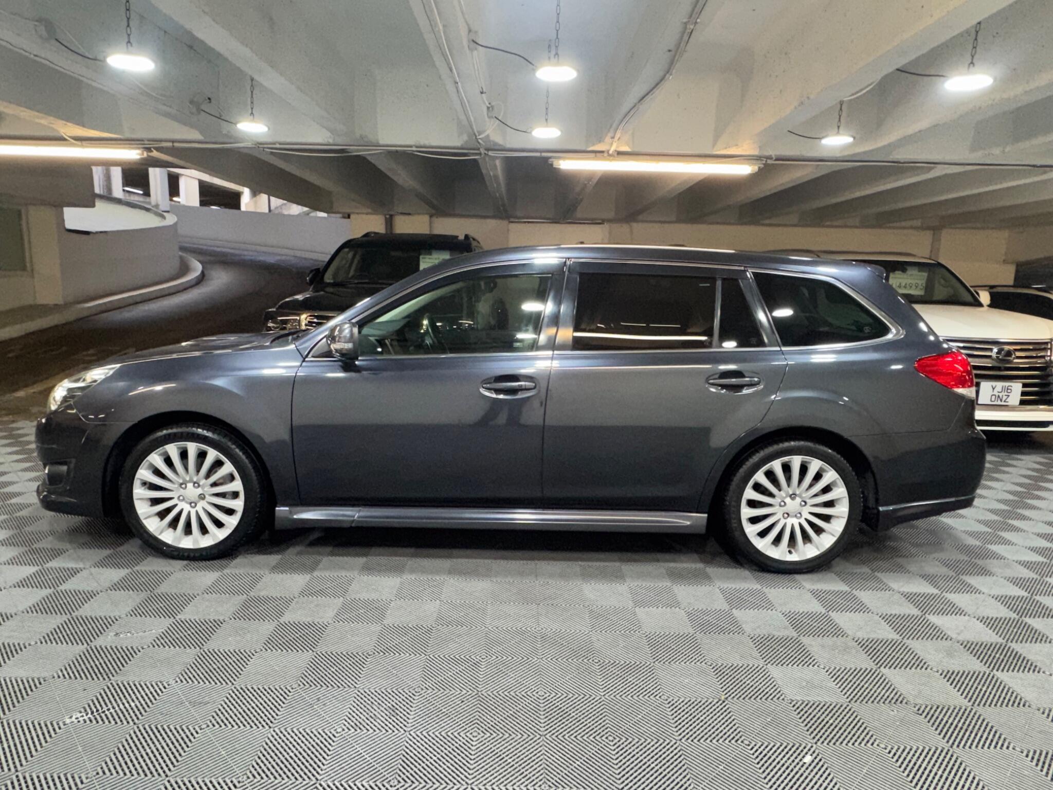 Subaru Legacy - Image 2