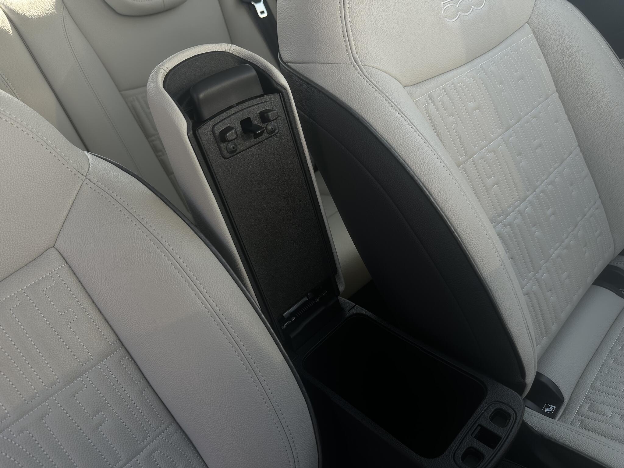 Fiat 500e - Image 15