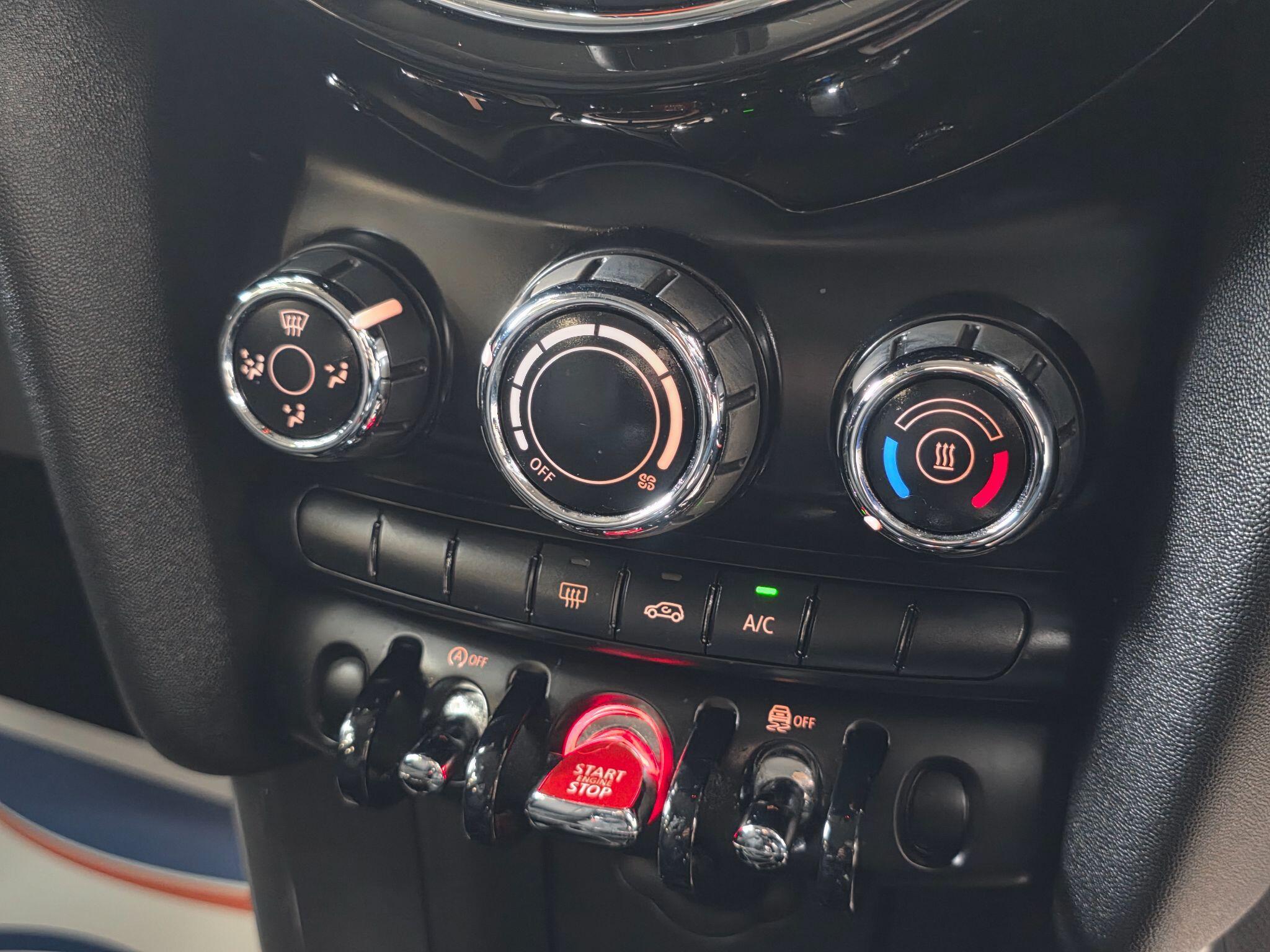MINI Hatch - Image 20