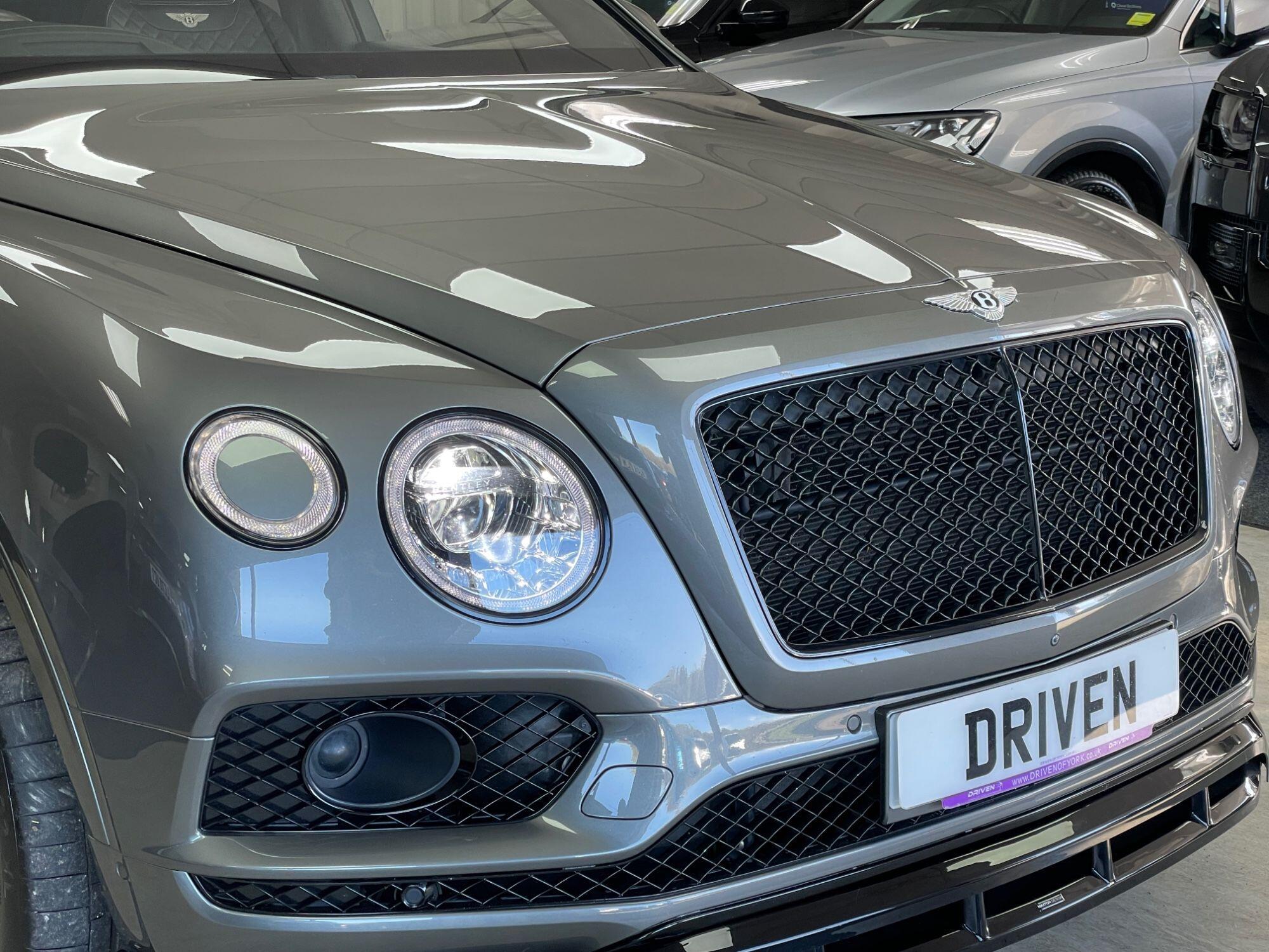Bentley Bentayga - Image 4