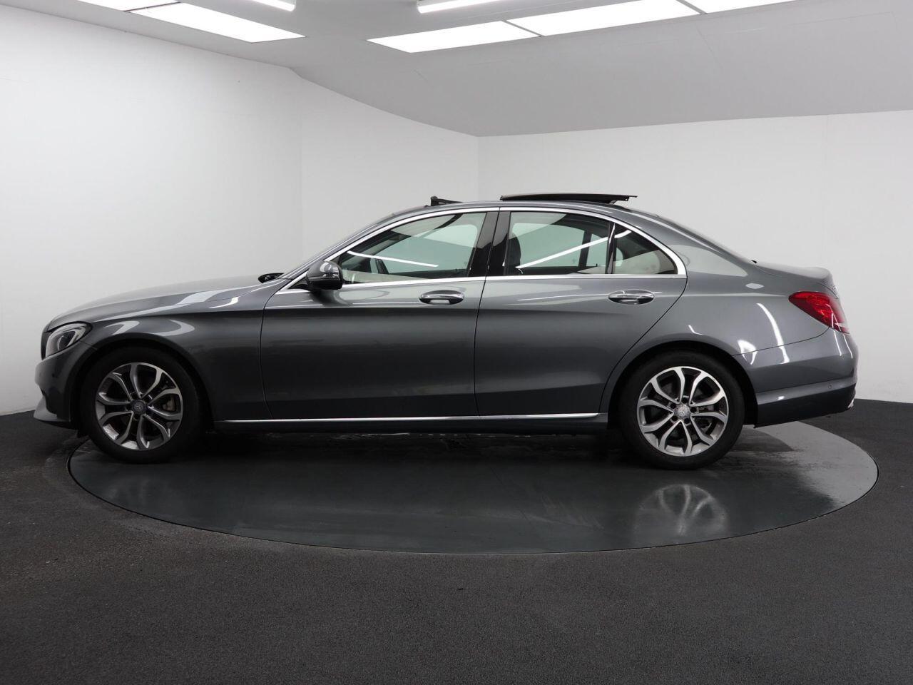 Mercedes-benz C Class - Image 8