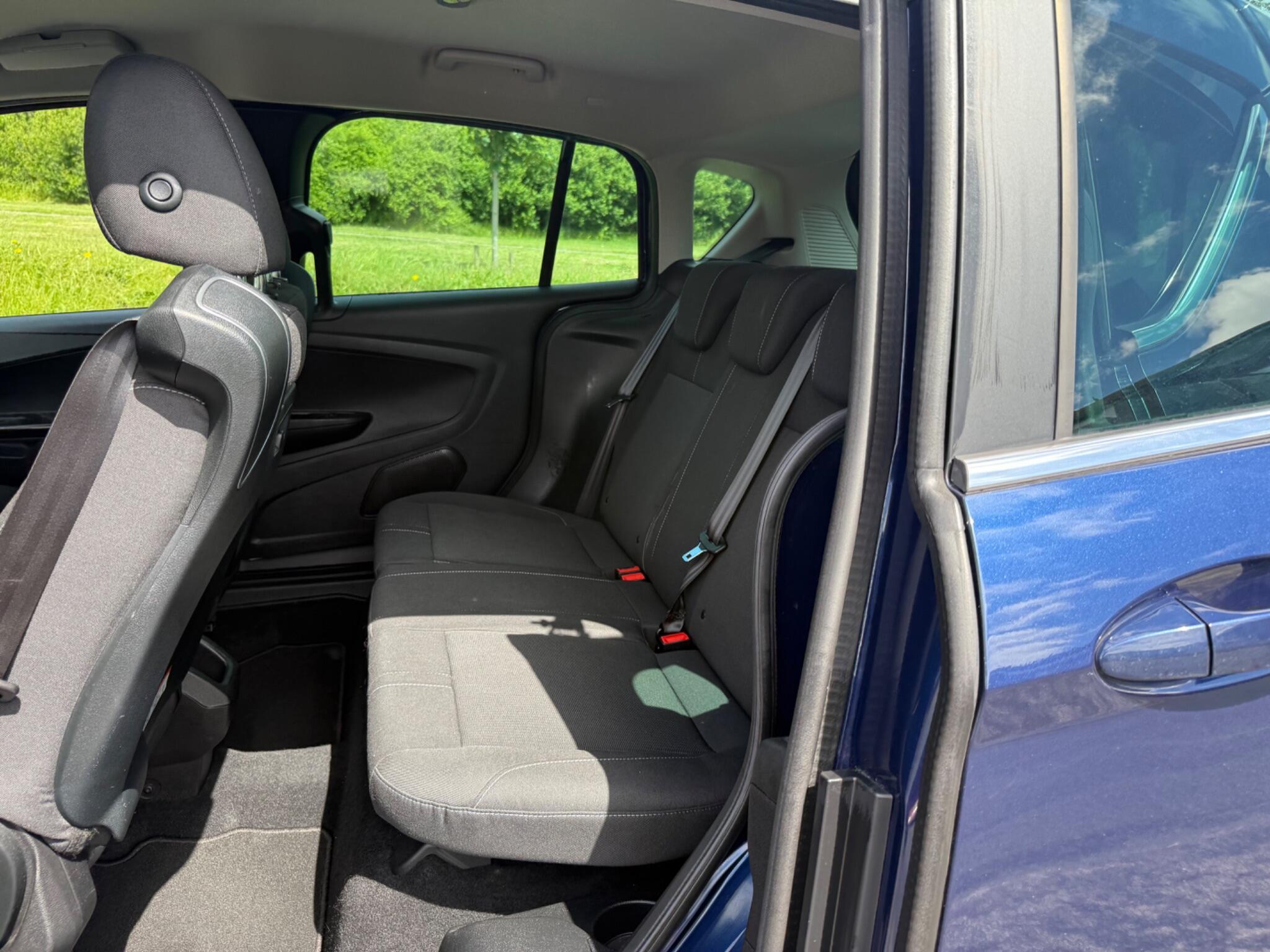 Ford B-Max - Image 11