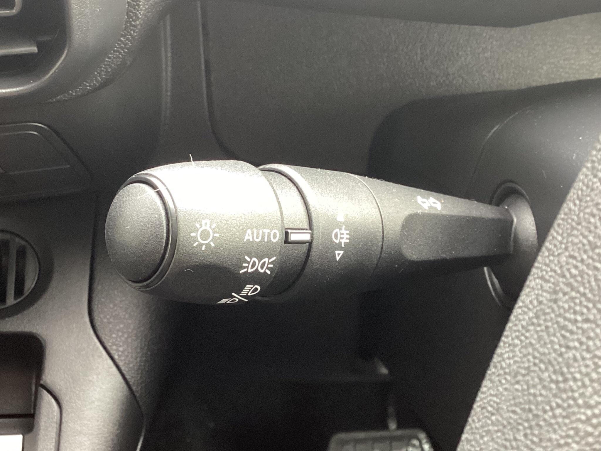 Peugeot e-Partner - Image 17