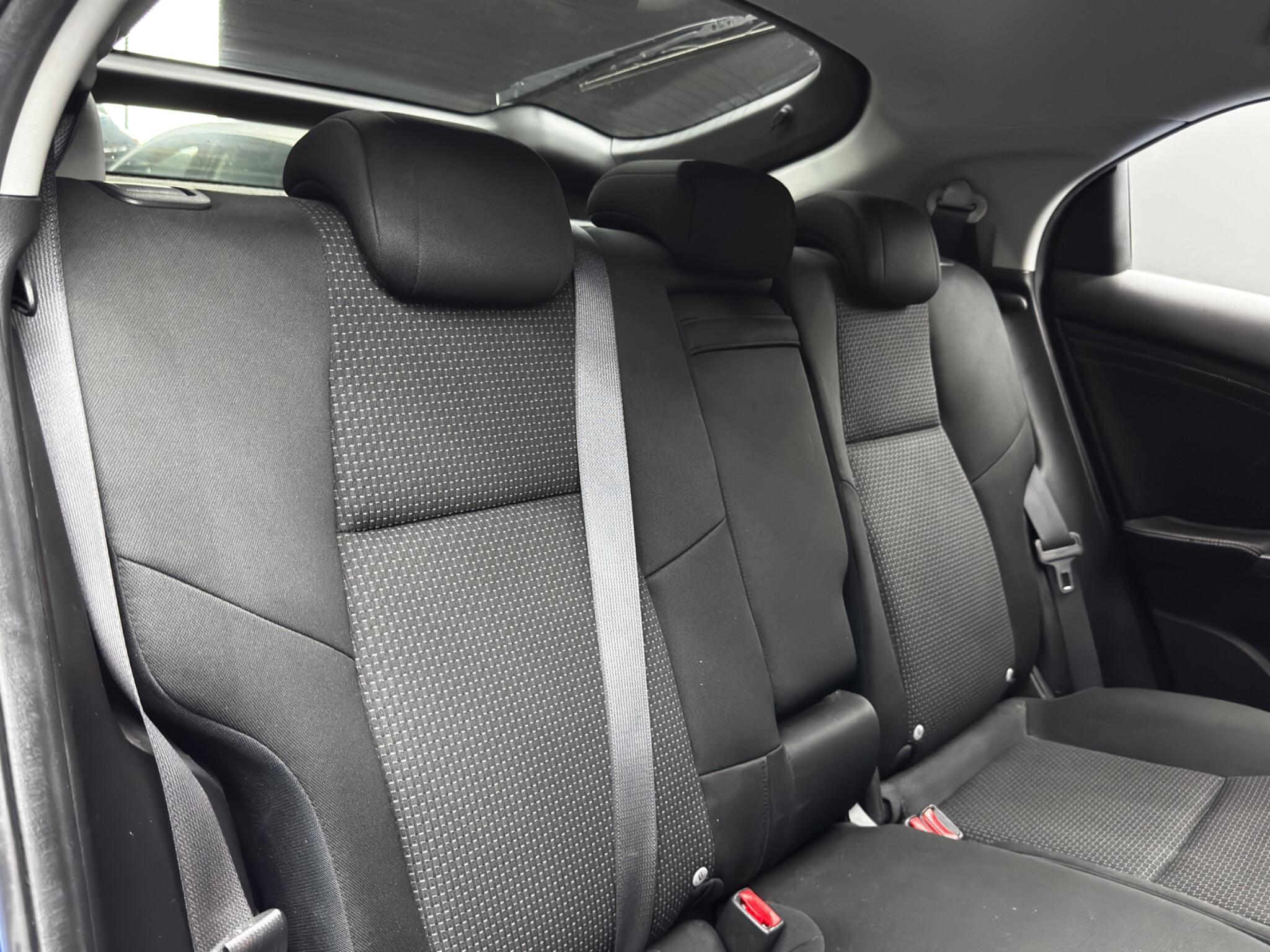 Honda Civic - Image 14