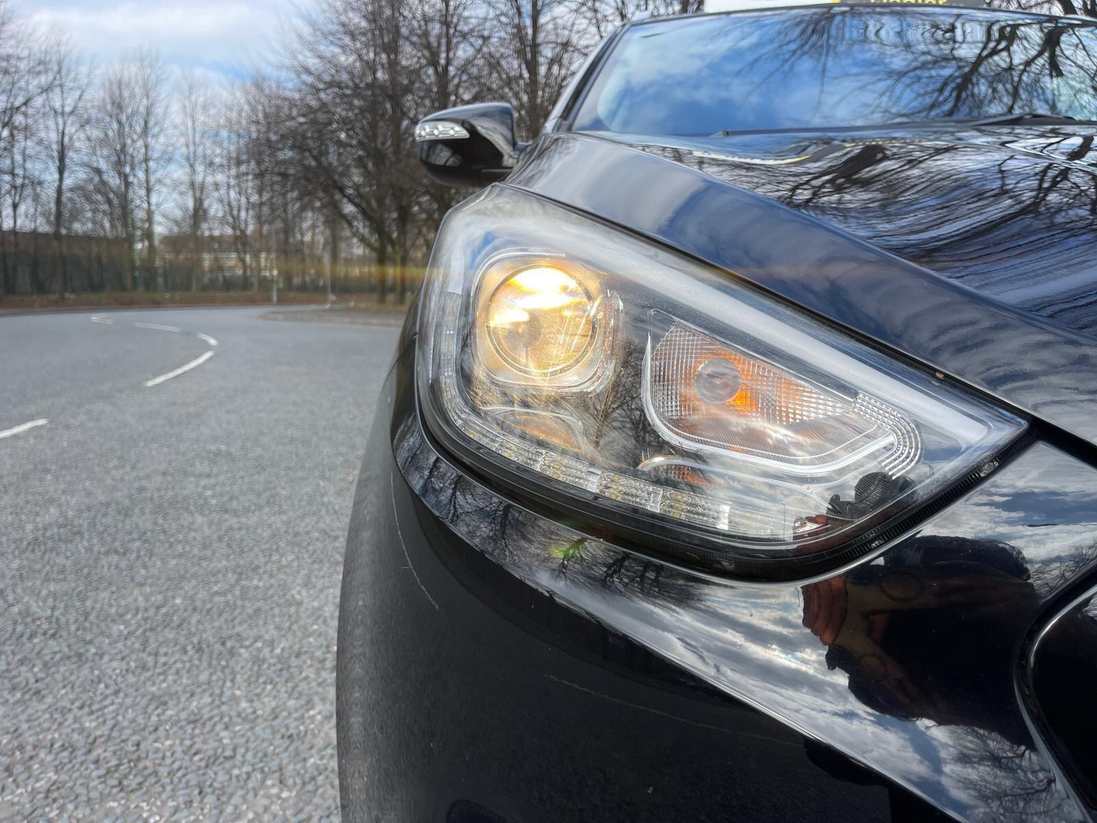 Hyundai ix35 - Image 19