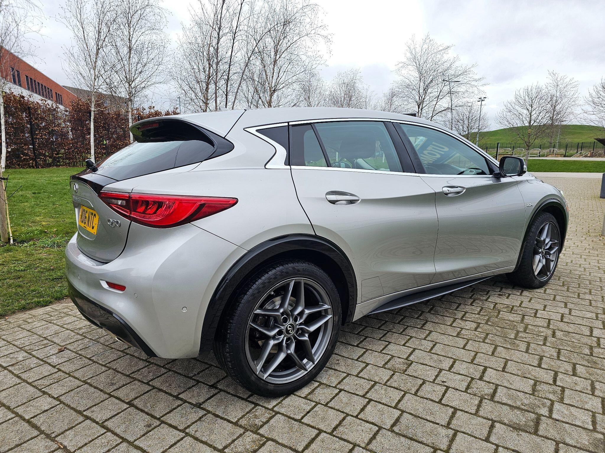 Infiniti Q30 - Image 42