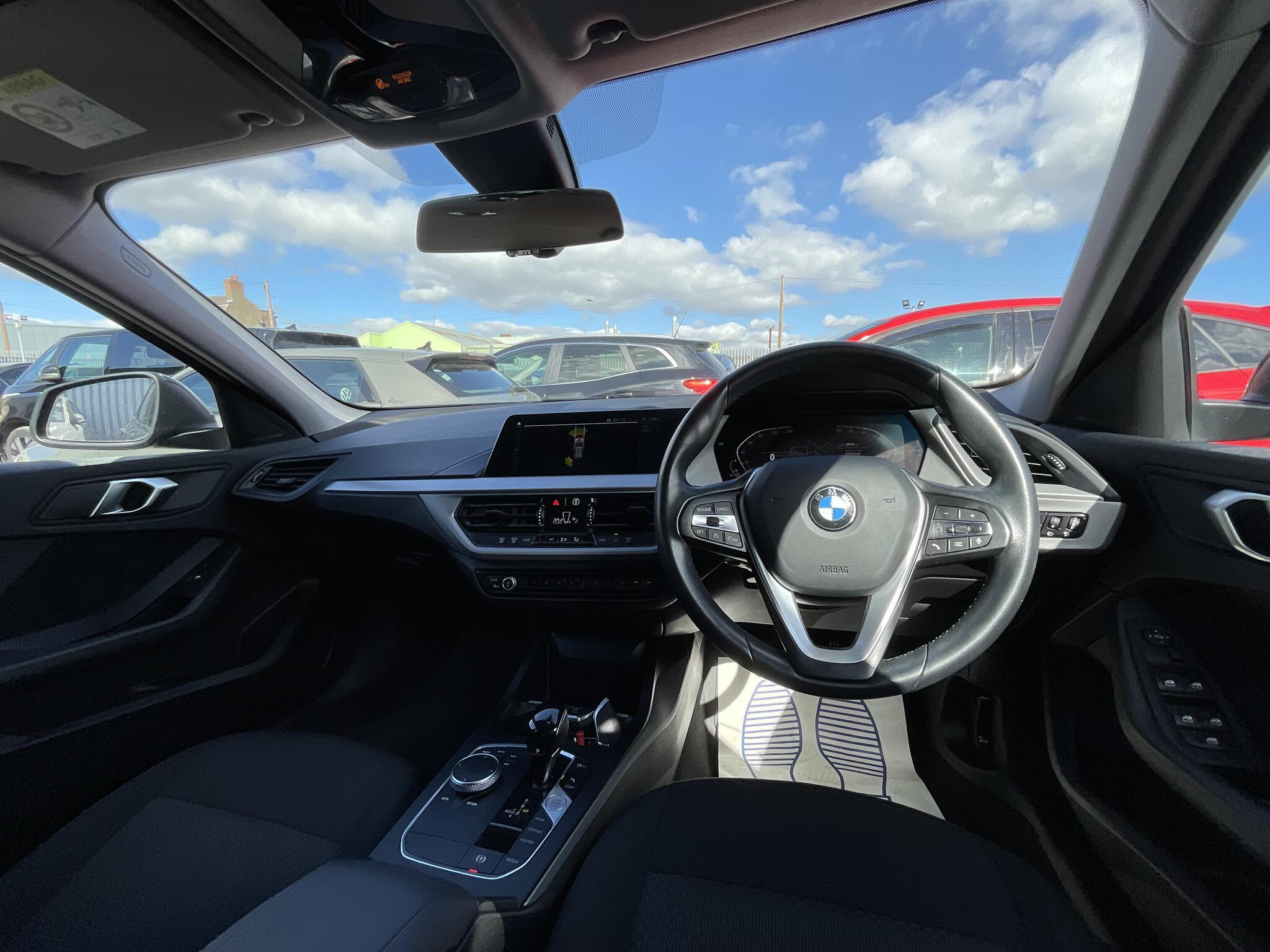 BMW 1 Series - Image 6