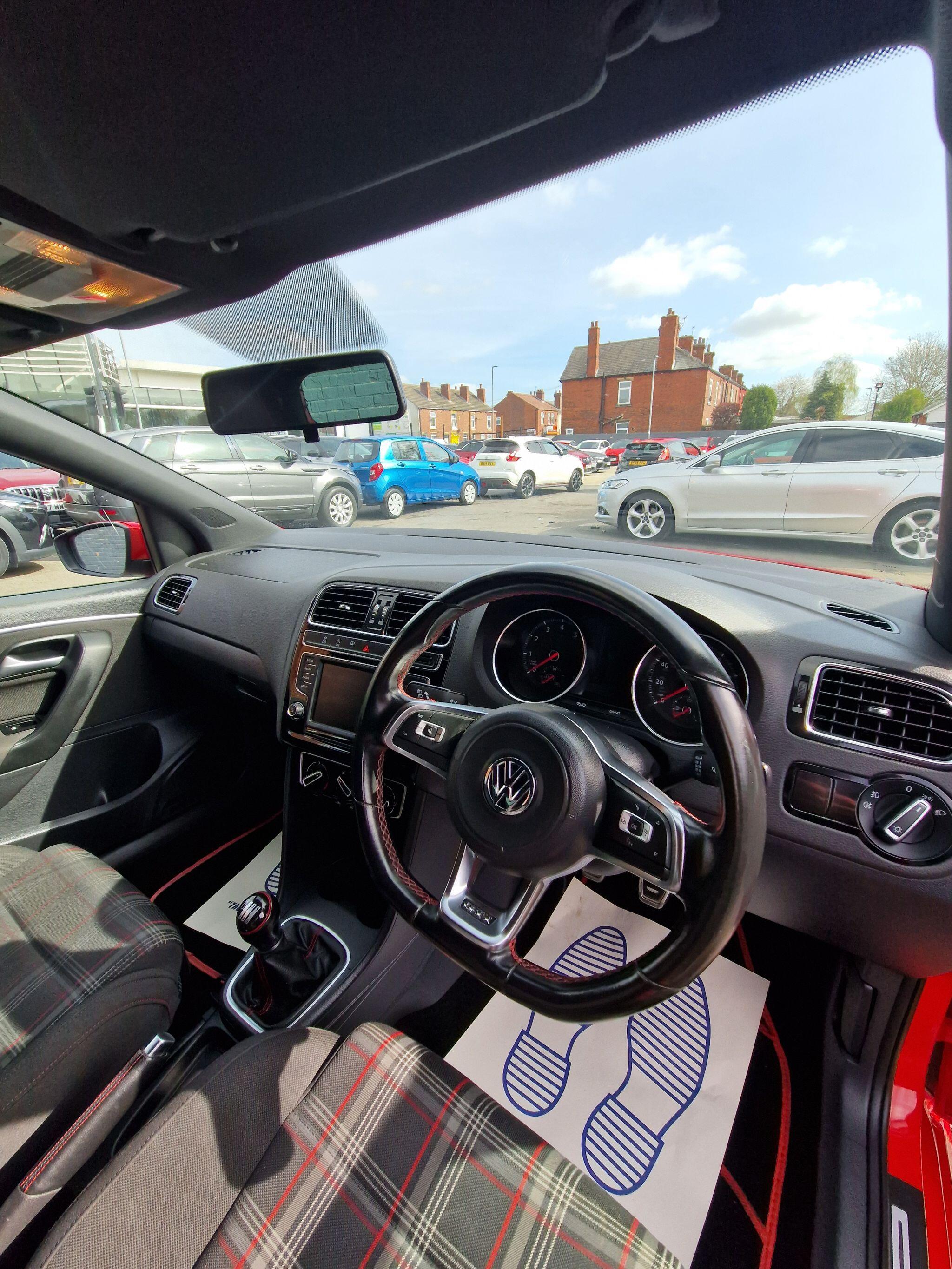 Volkswagen Polo - Image 30