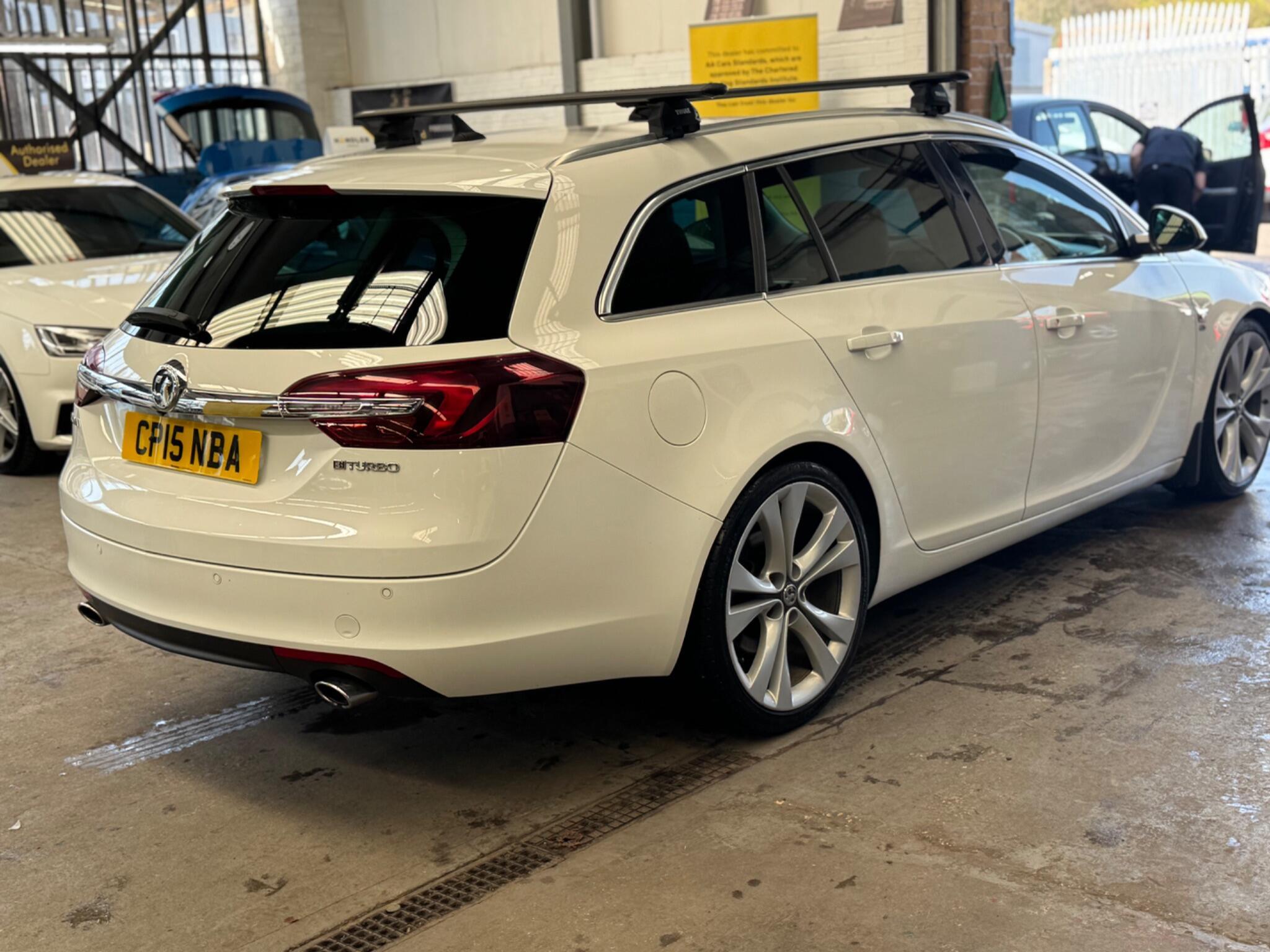 Vauxhall Insignia - Image 8