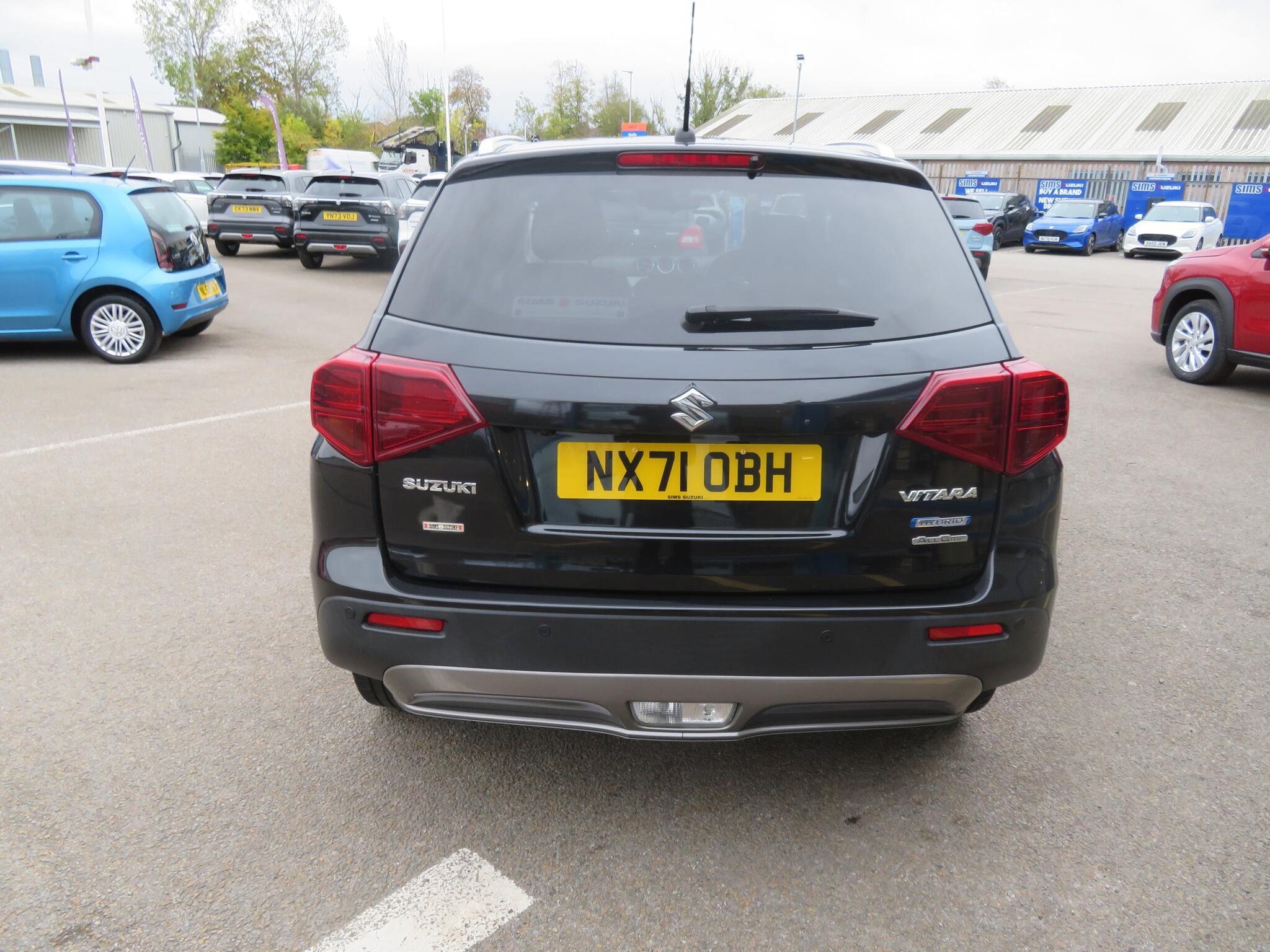 Suzuki Vitara - Image 9