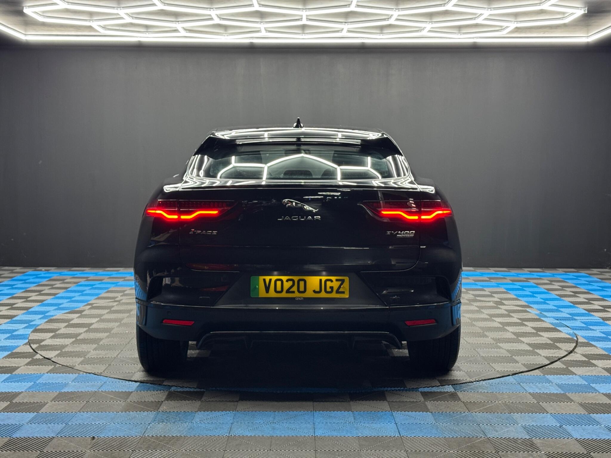 Jaguar I-Pace - Image 8