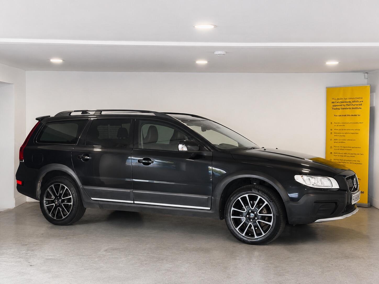 Volvo XC70 - Image 10