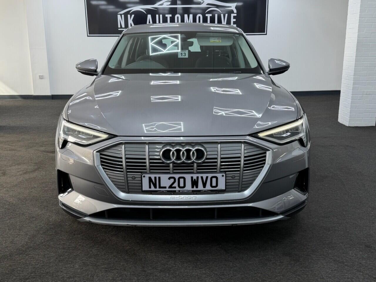 Audi E-Tron - Image 9