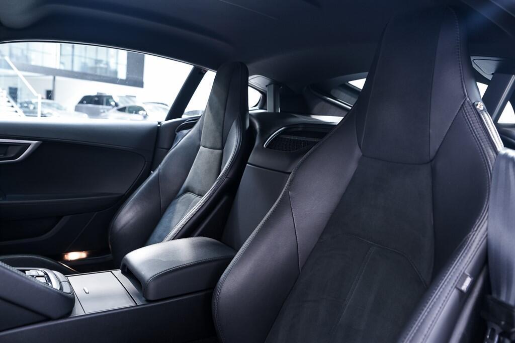 Jaguar F-Type - Image 22