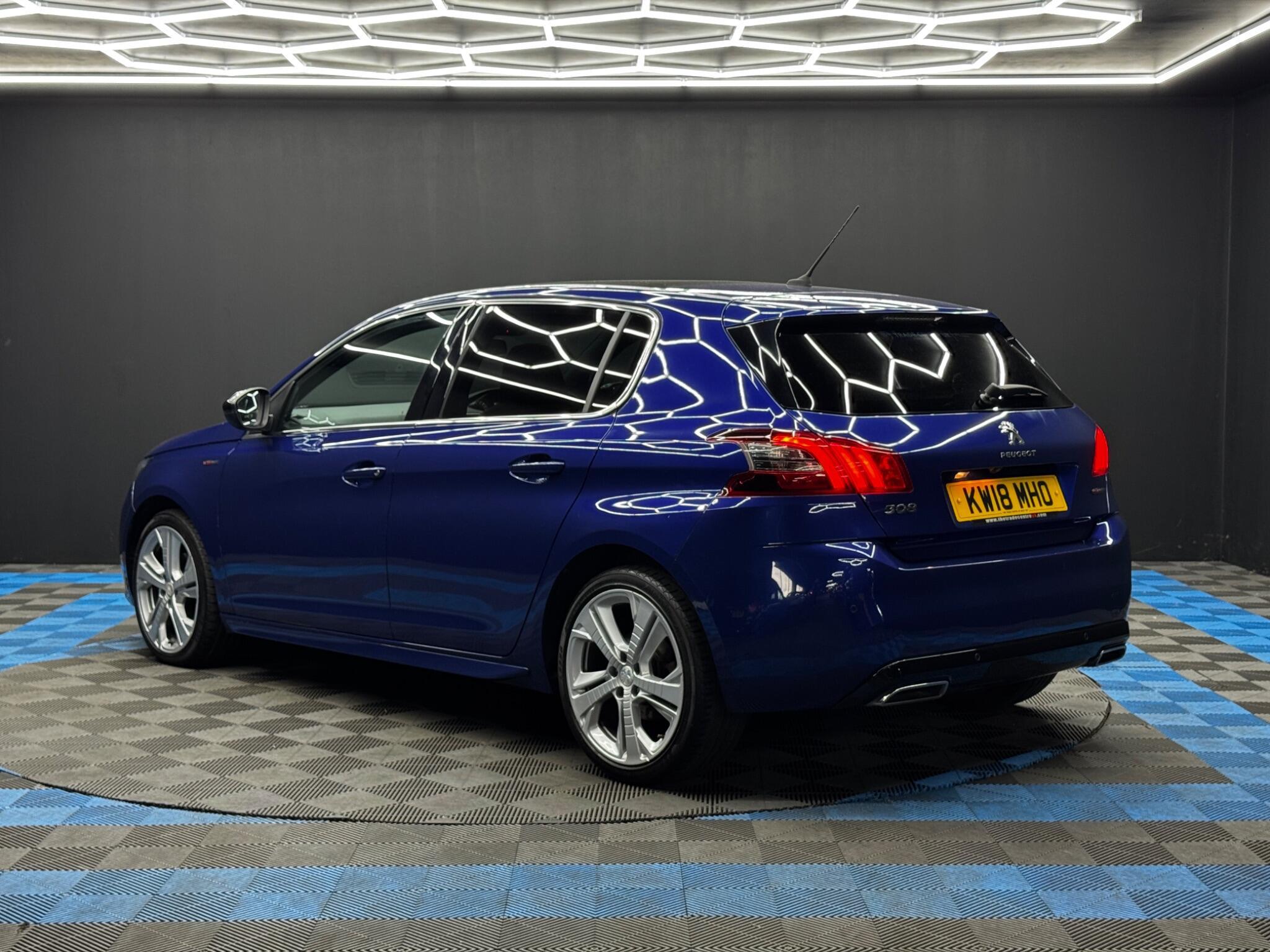 Peugeot 308 - Image 7