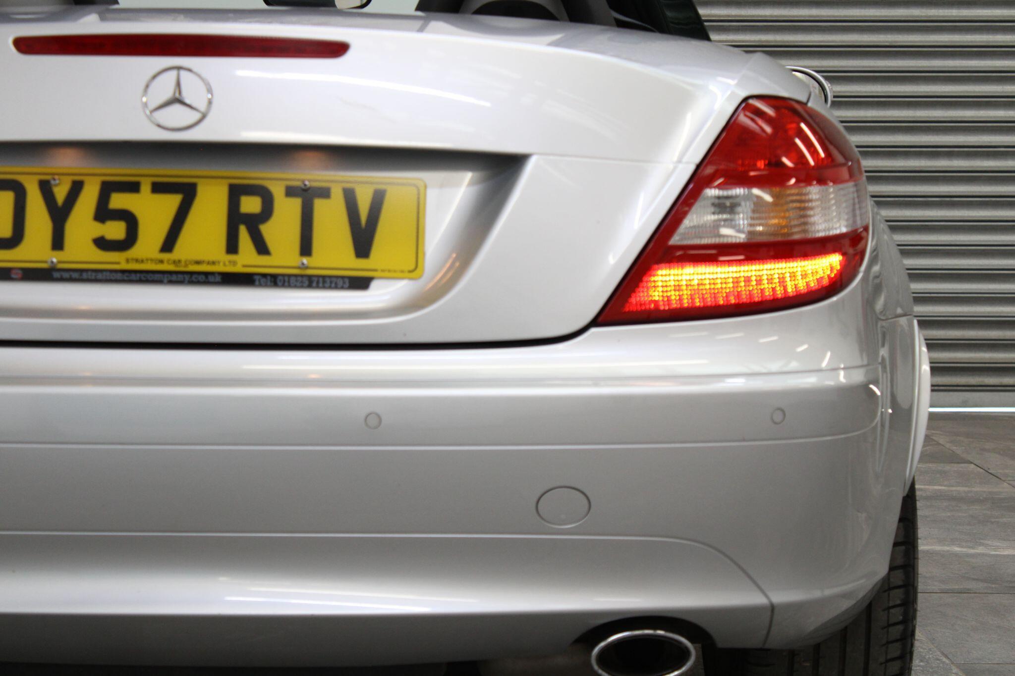 Mercedes SLK - Image 15