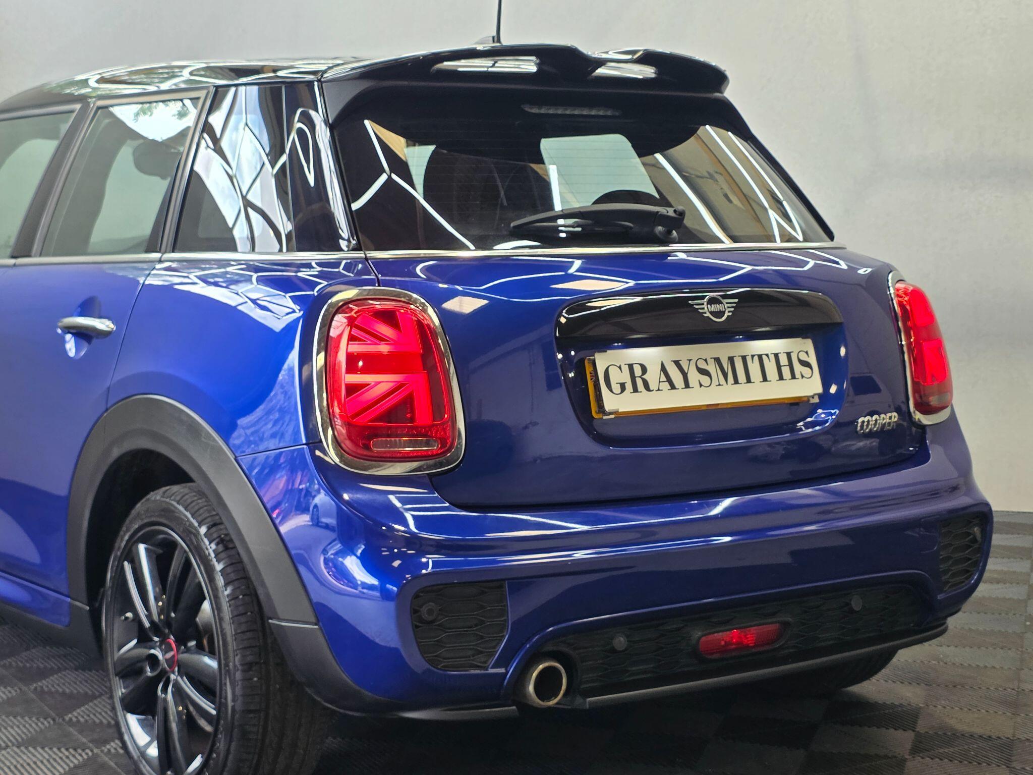 MINI Hatch - Image 8