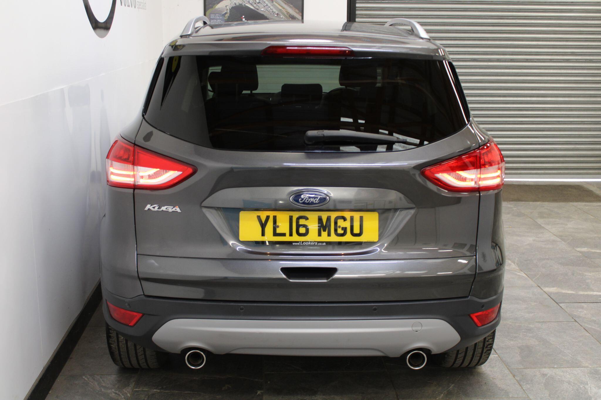 Ford Kuga - Image 14