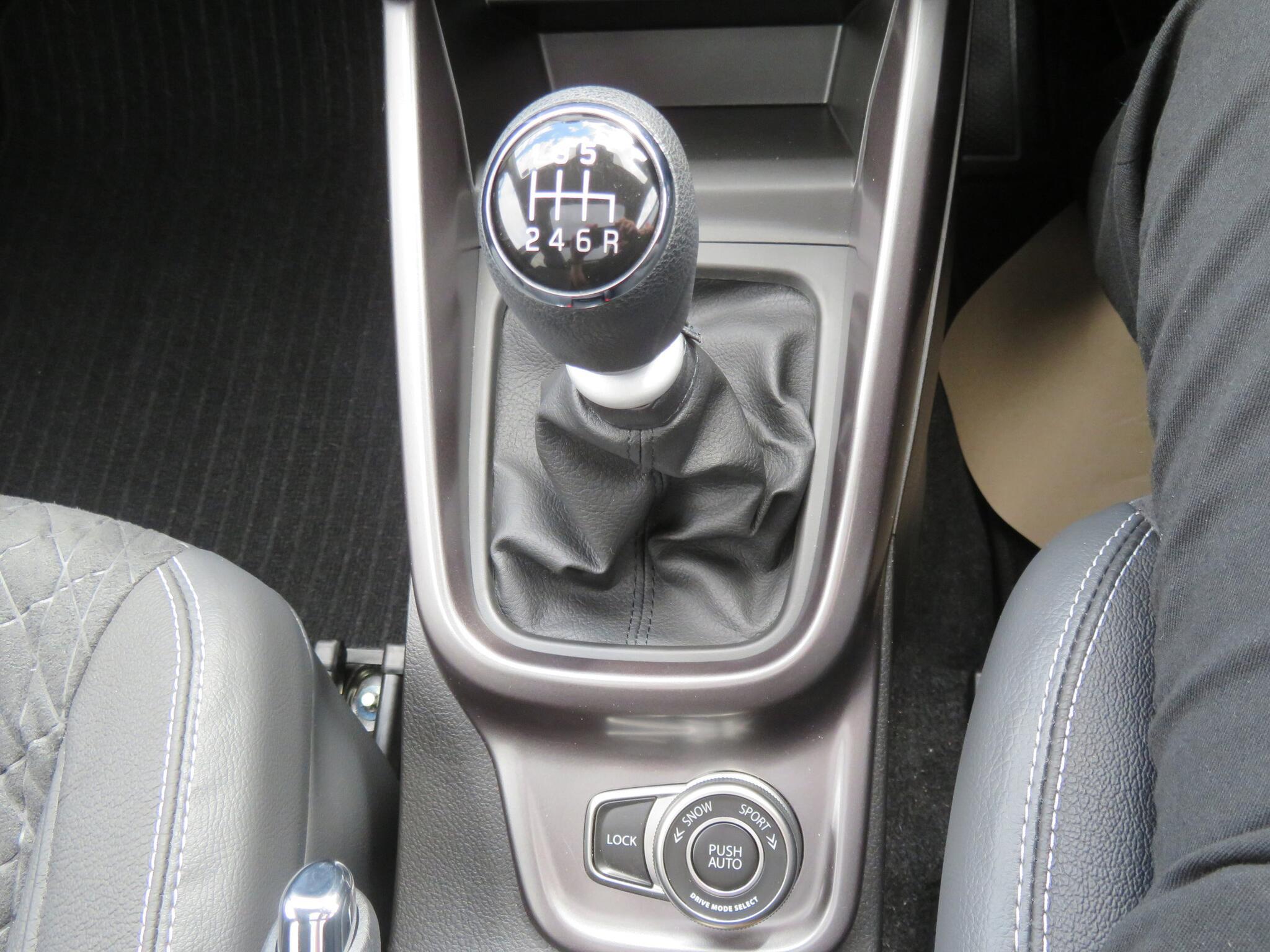Suzuki Vitara - Image 8