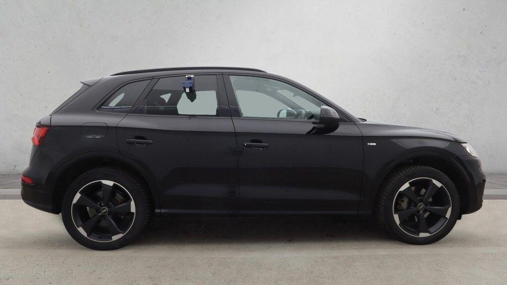 Audi Q5 - Image 8