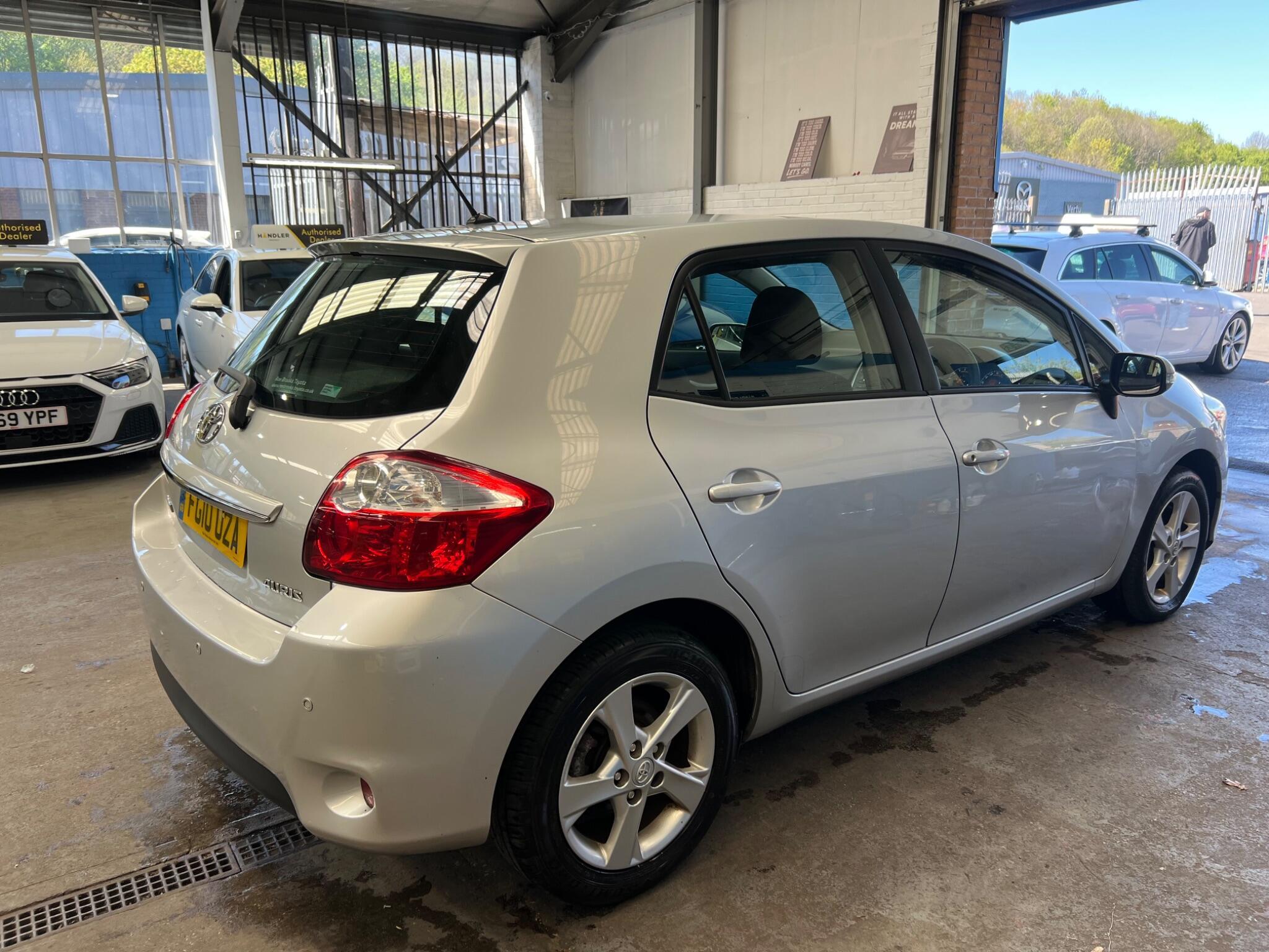 Toyota Auris - Image 7