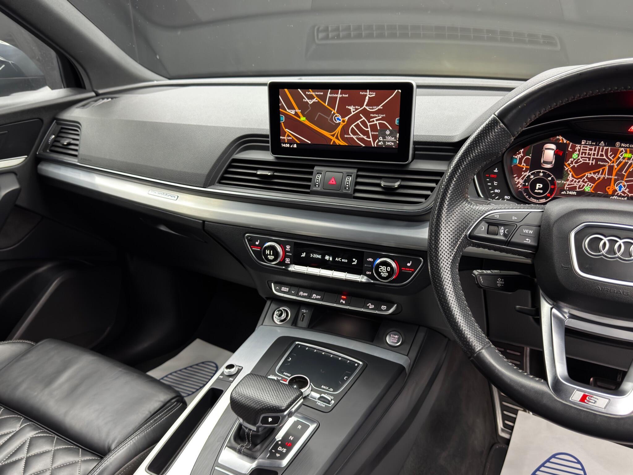 Audi Q5 - Image 24