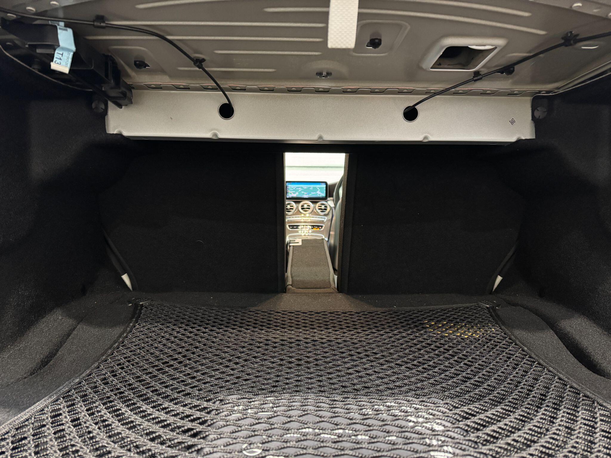 Mercedes C Class - Image 66