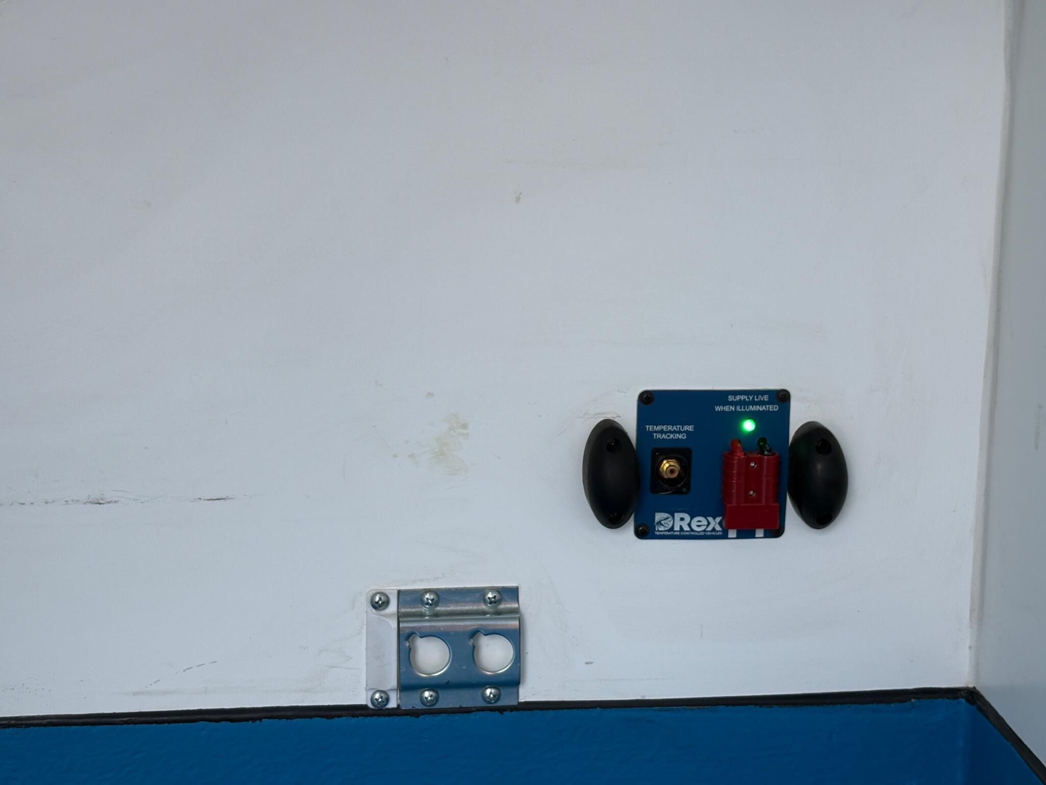 Ford Transit Connect - Image 12