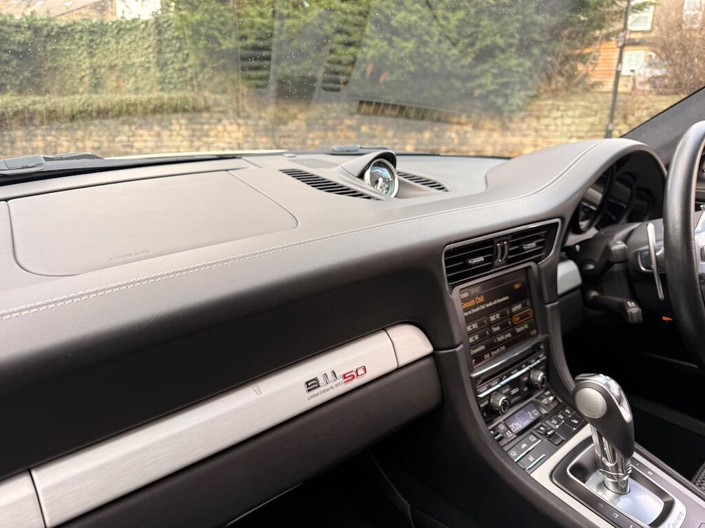 Porsche 911 - Image 72