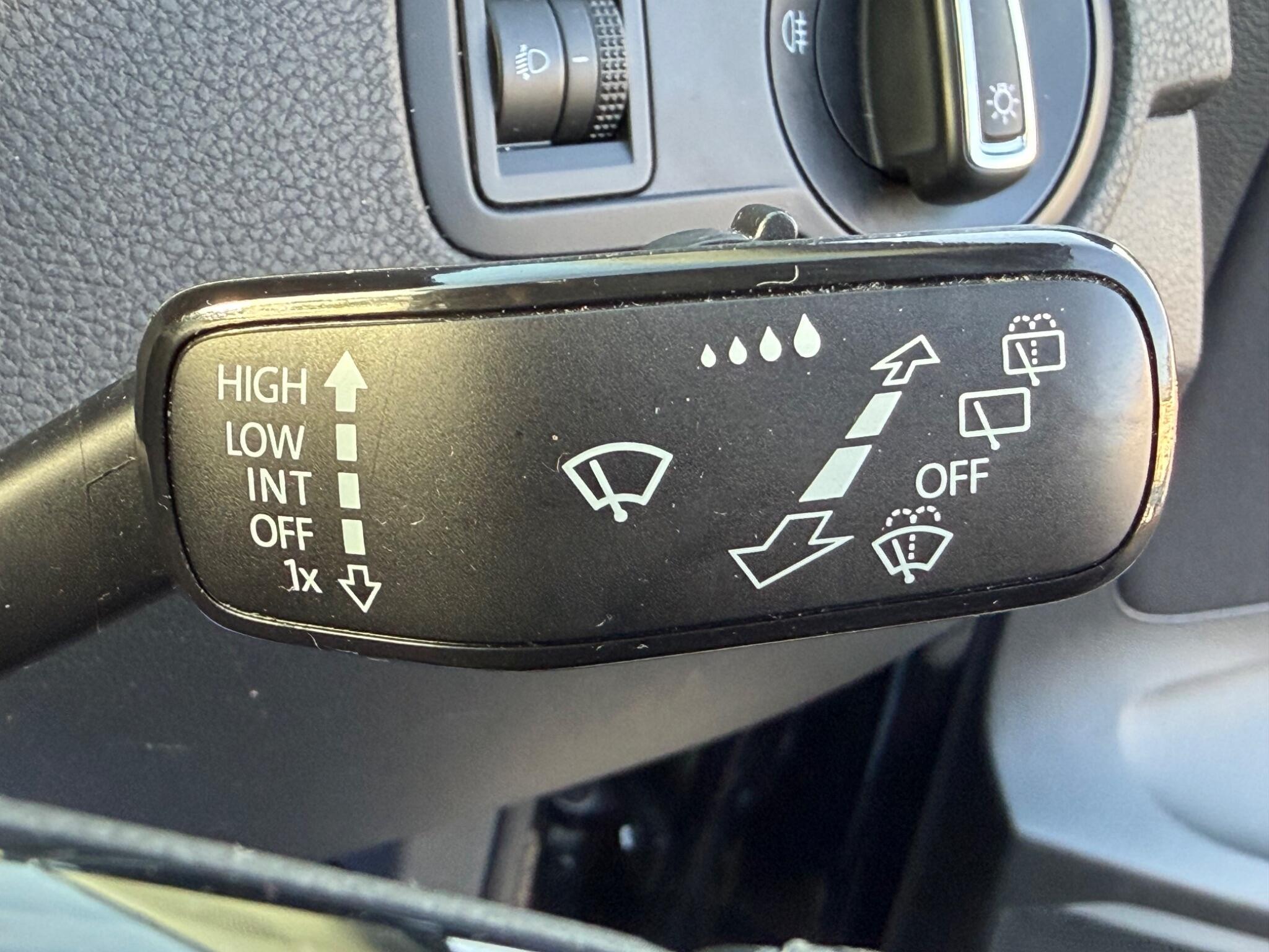 Volkswagen Polo - Image 22