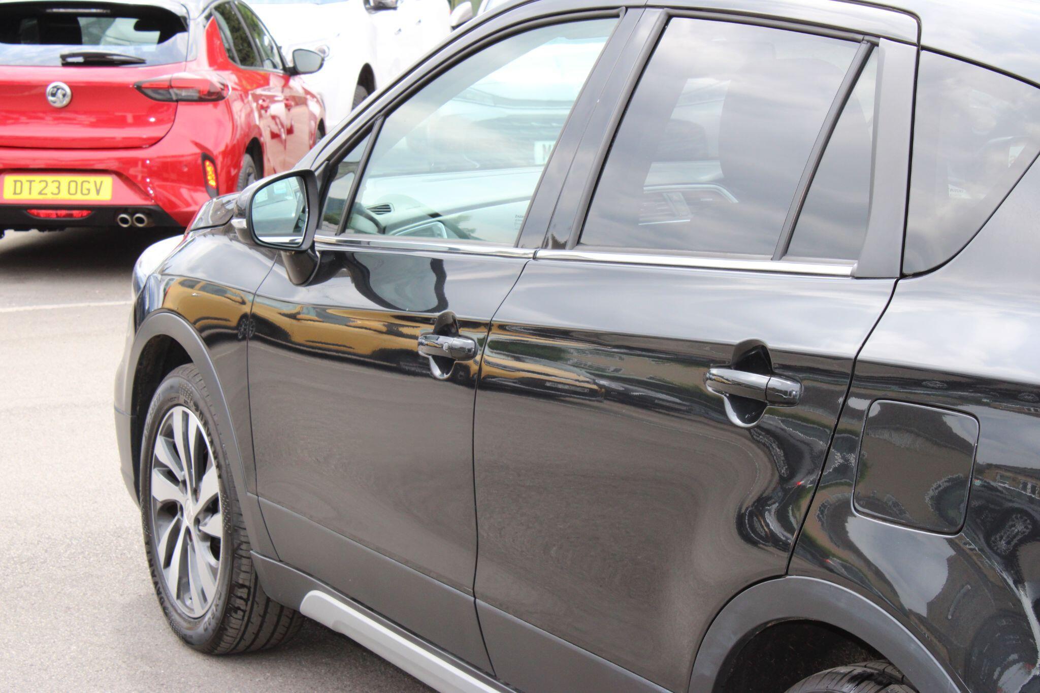 Suzuki SX4 S-Cross - Image 13