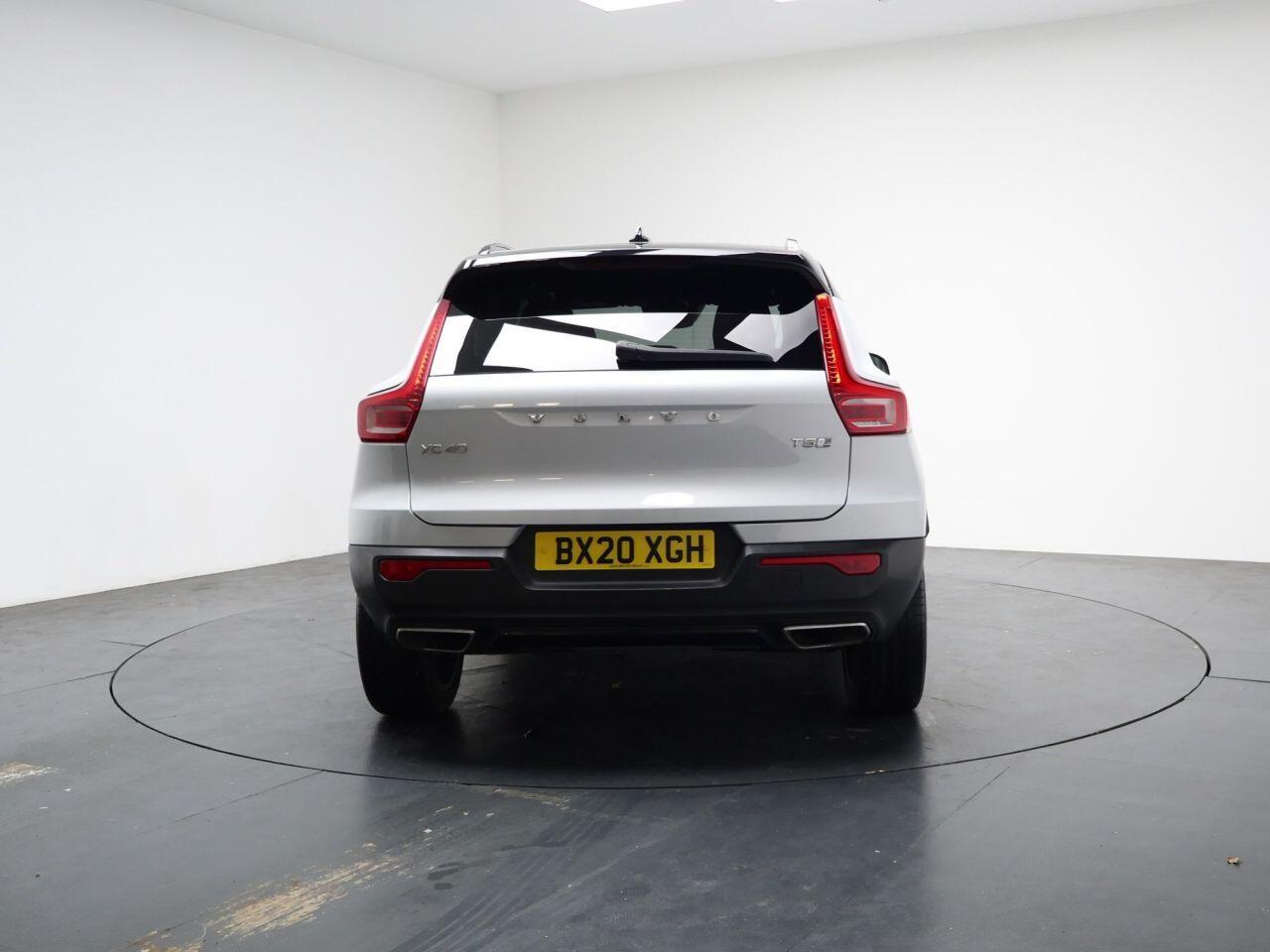 Volvo XC40 - Image 11