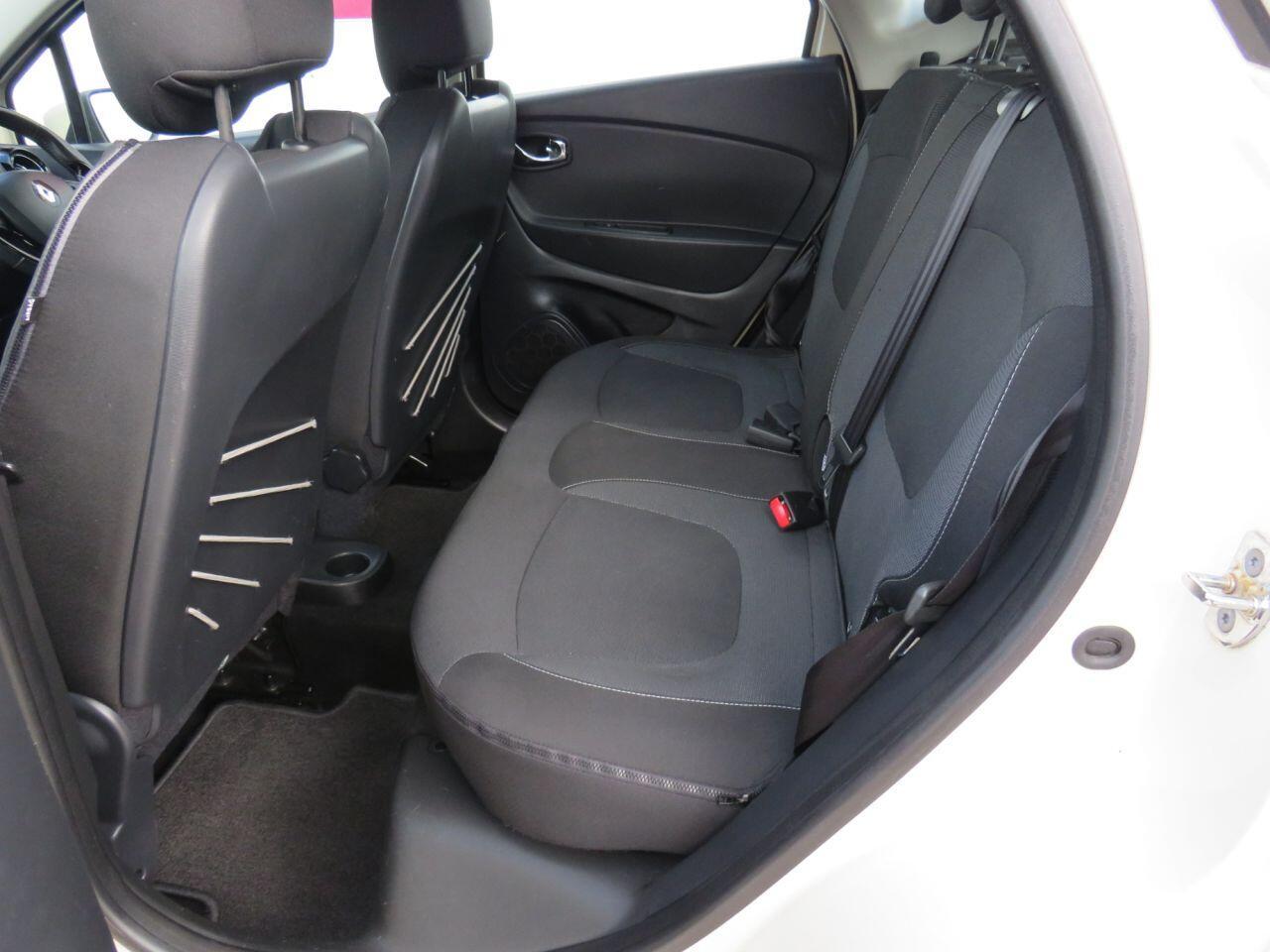 Renault Captur - Image 10