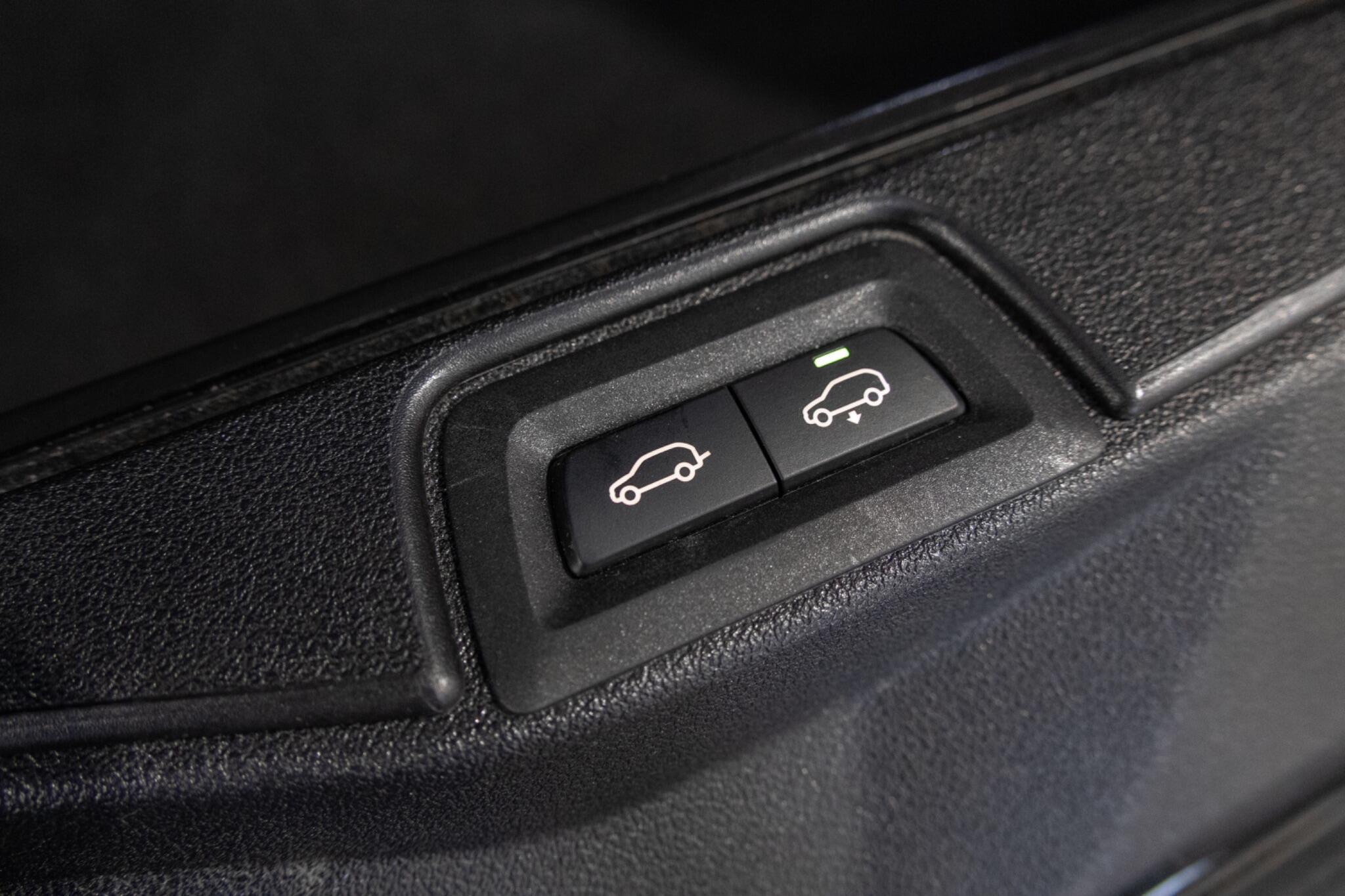 BMW X5 - Image 13