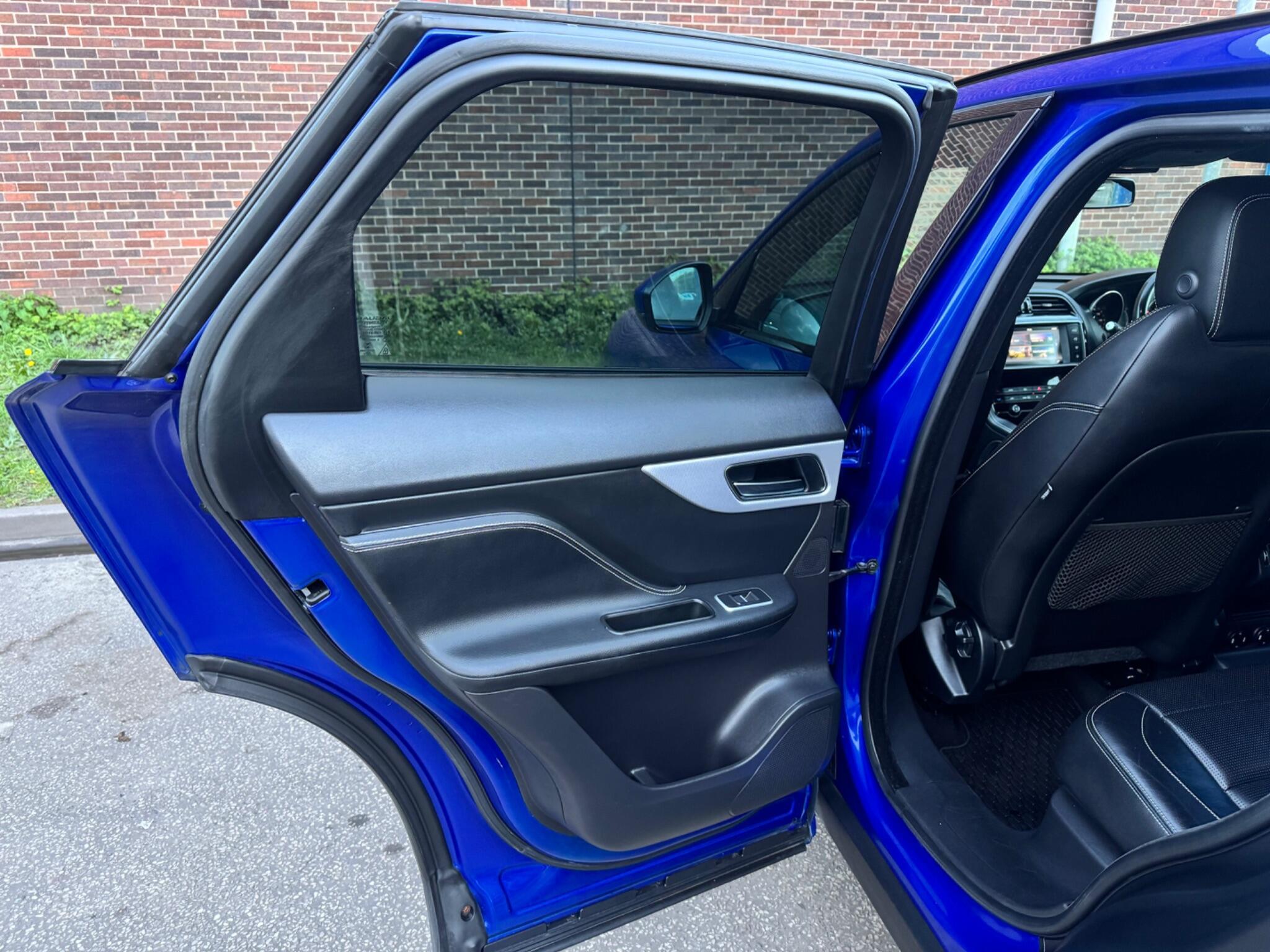 Jaguar F-Pace - Image 34