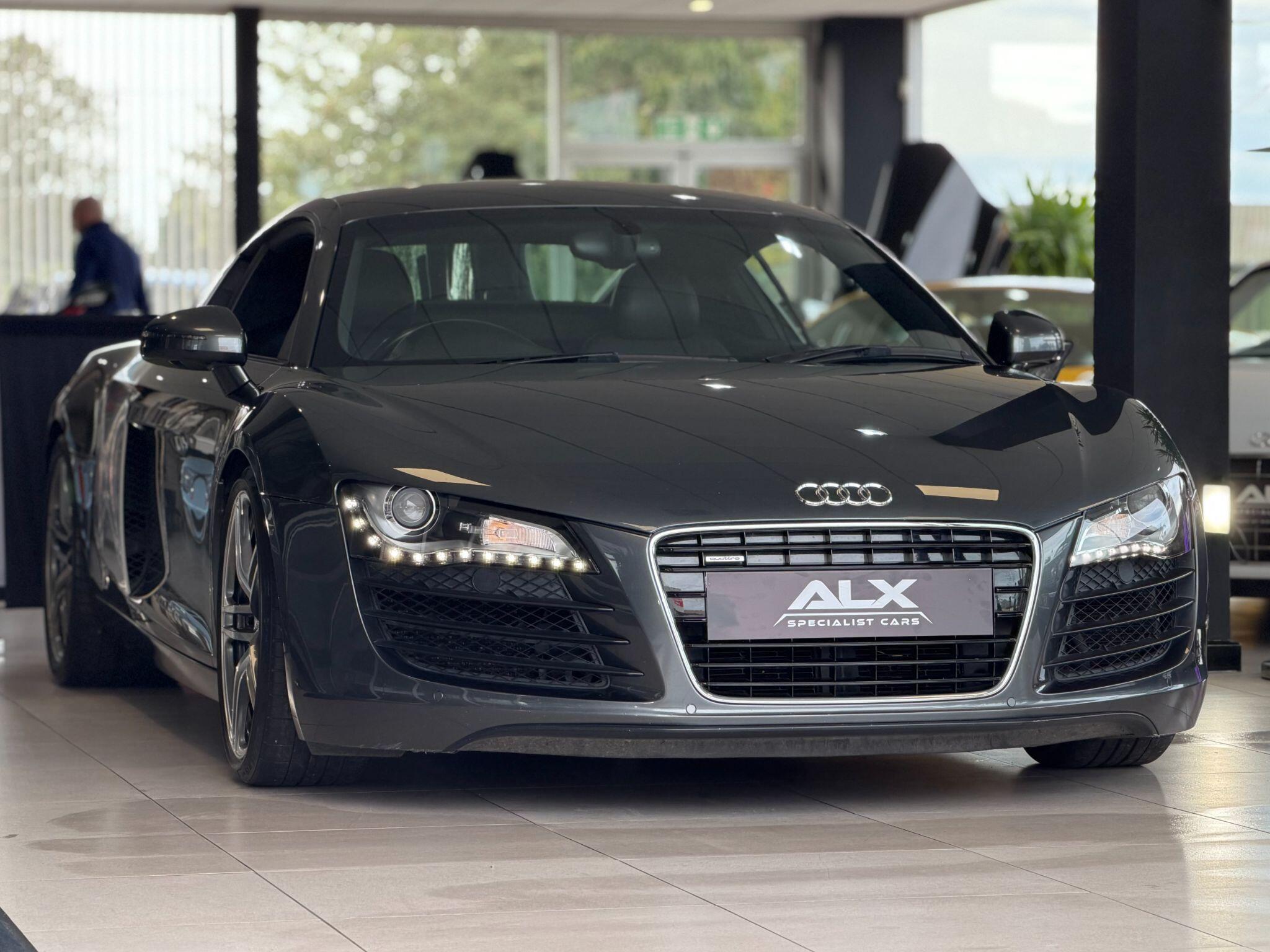 Audi R8 - Image 7