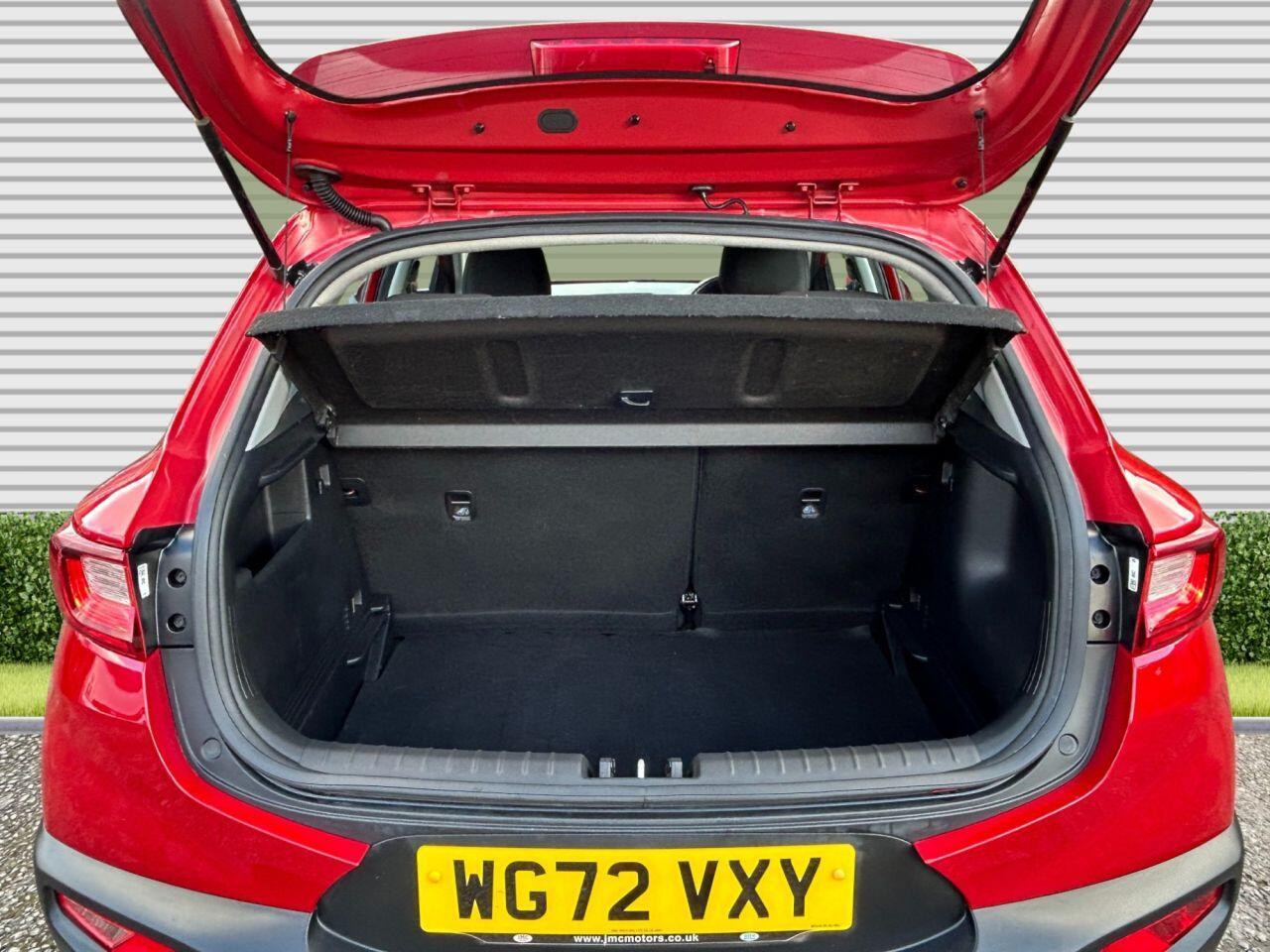 Kia Stonic - Image 22