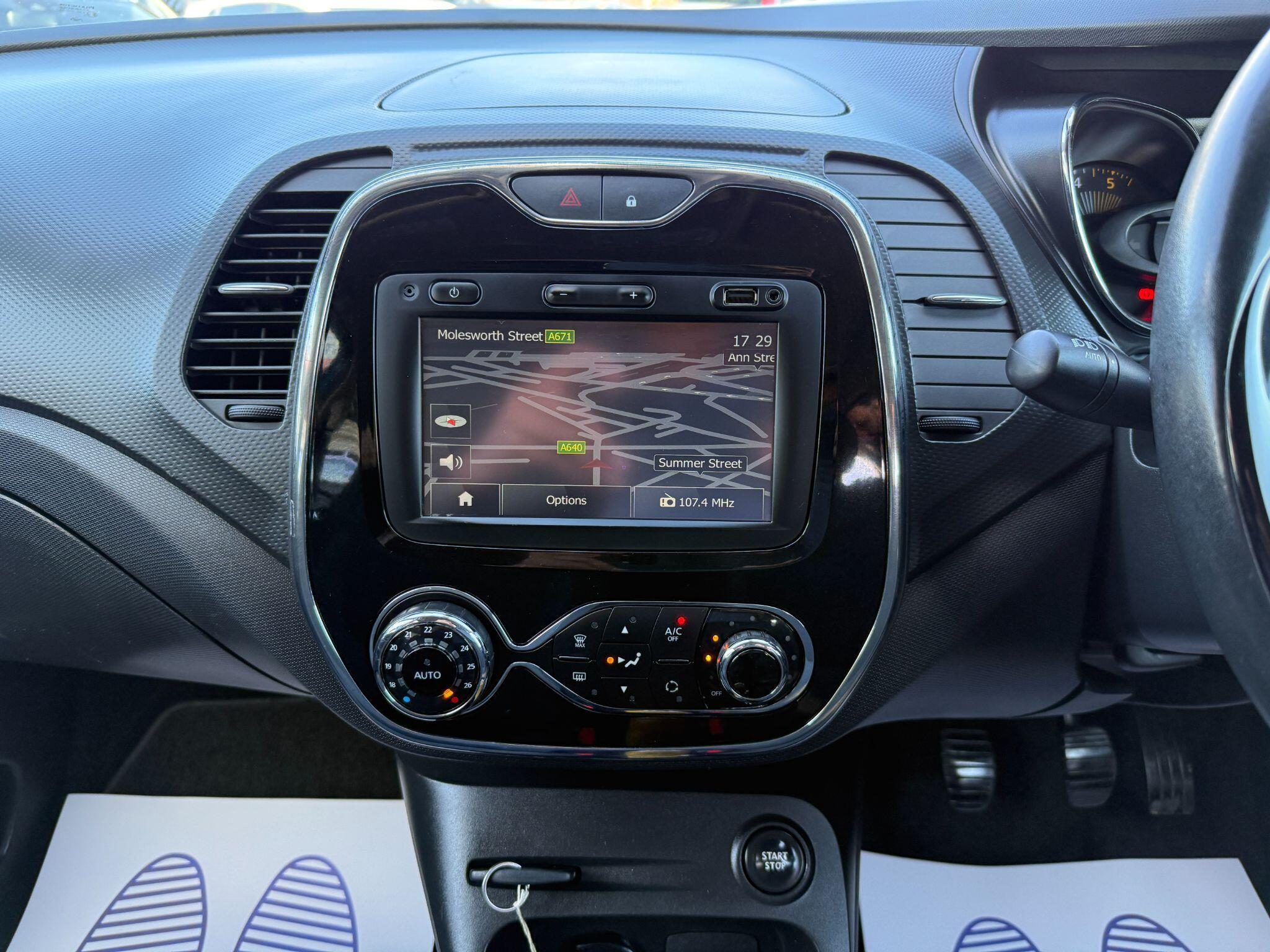 Renault Captur - Image 41