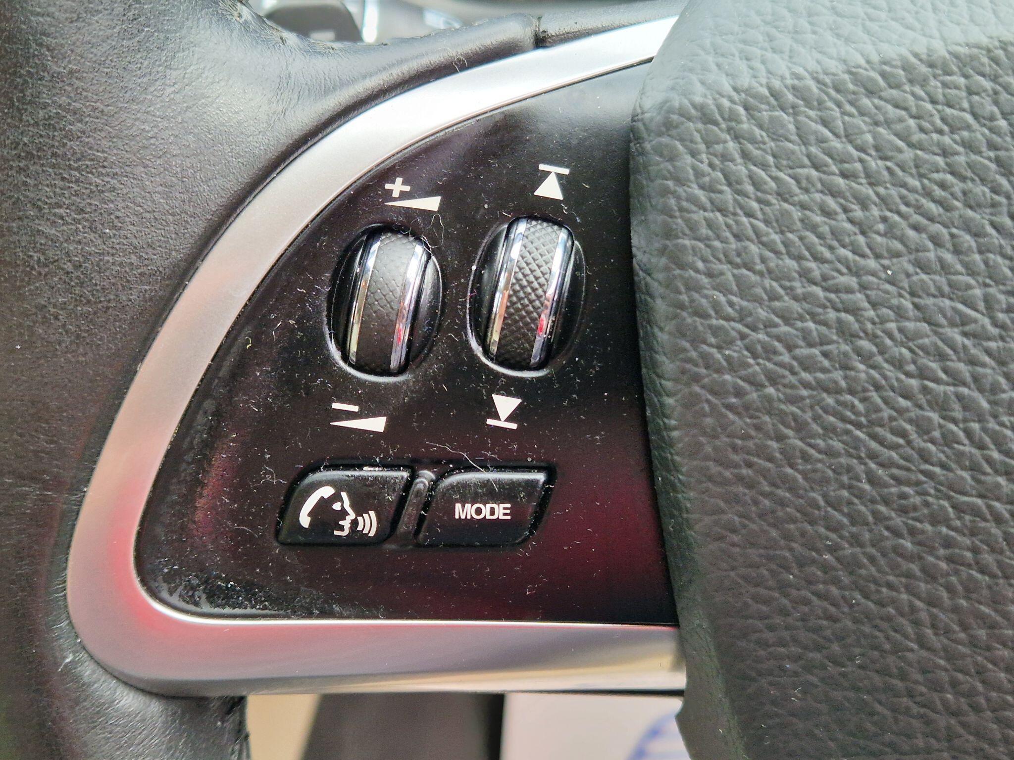Jaguar XF - Image 47