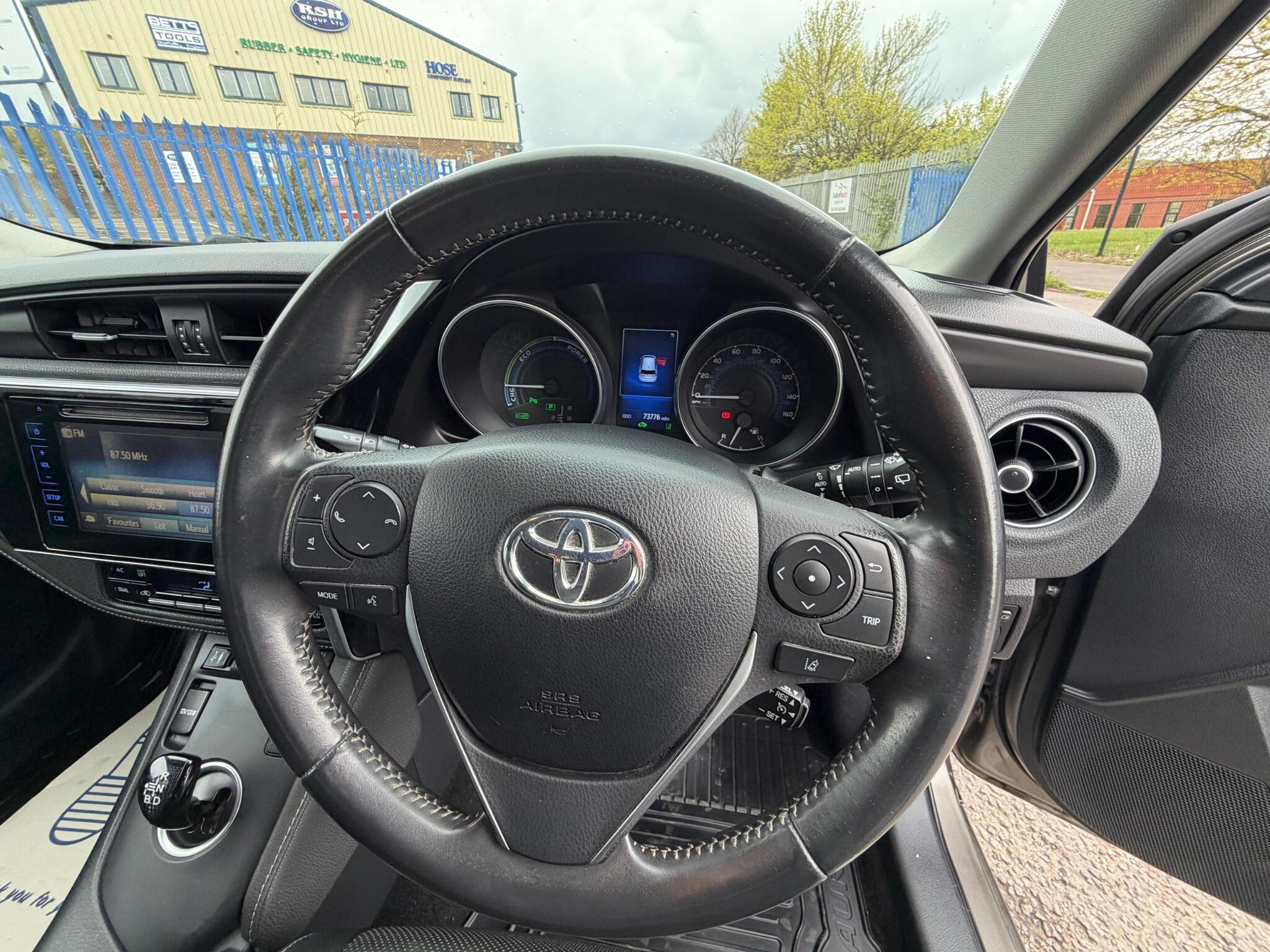 Toyota Auris - Image 27