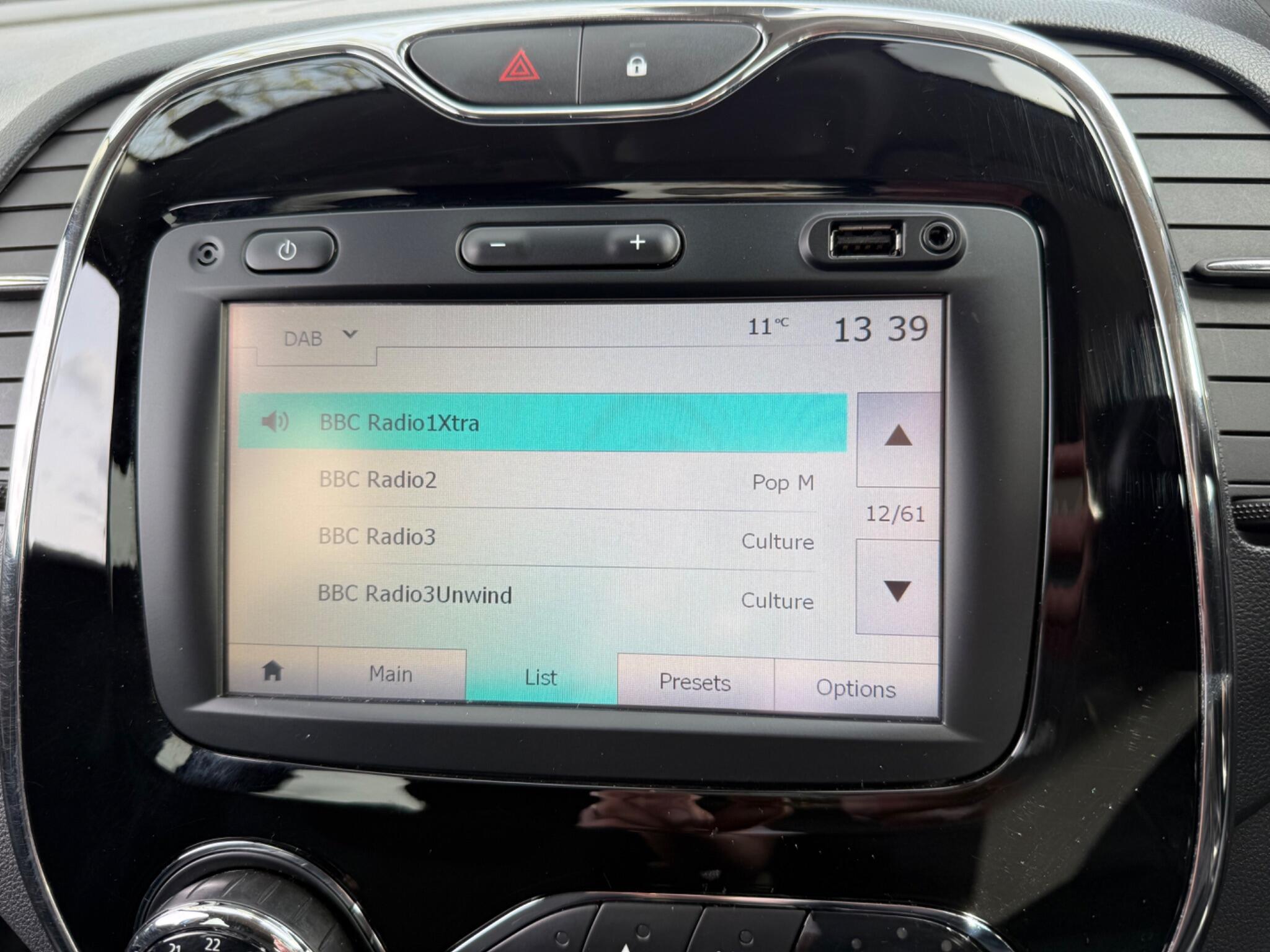 Renault Captur - Image 51