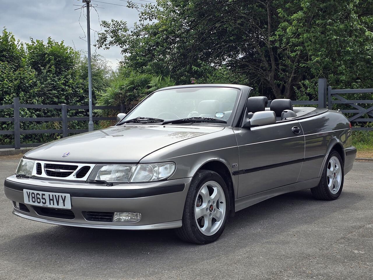Saab 9-3 - Image 16