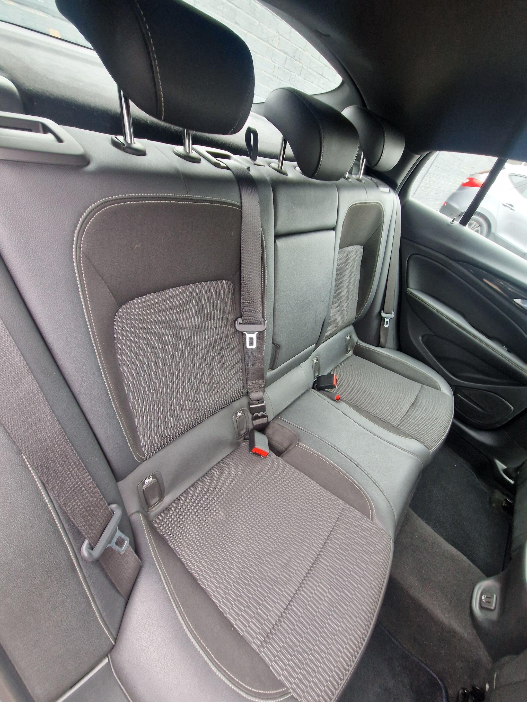 Vauxhall Insignia - Image 34