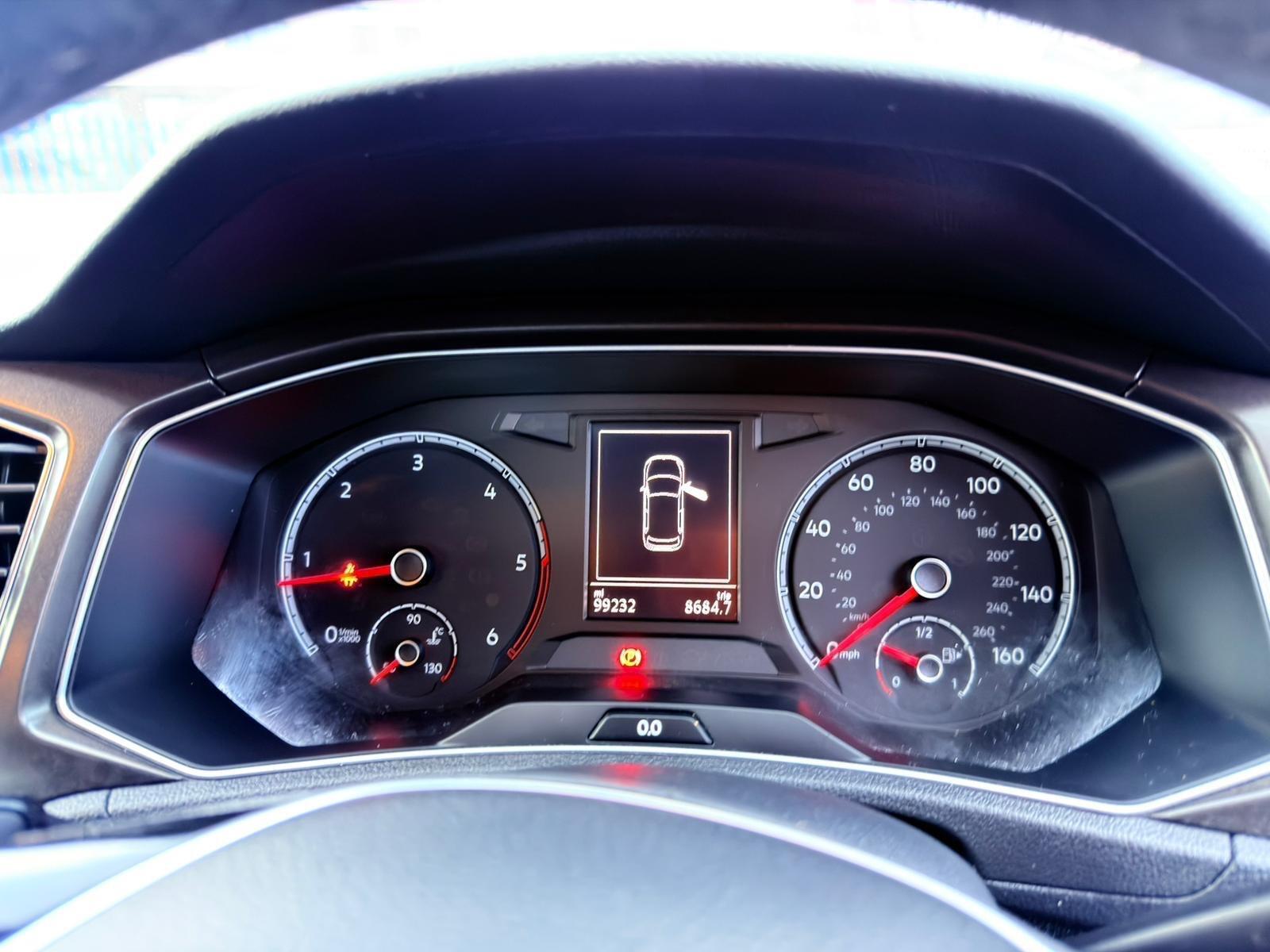 Volkswagen T-Roc - Image 40