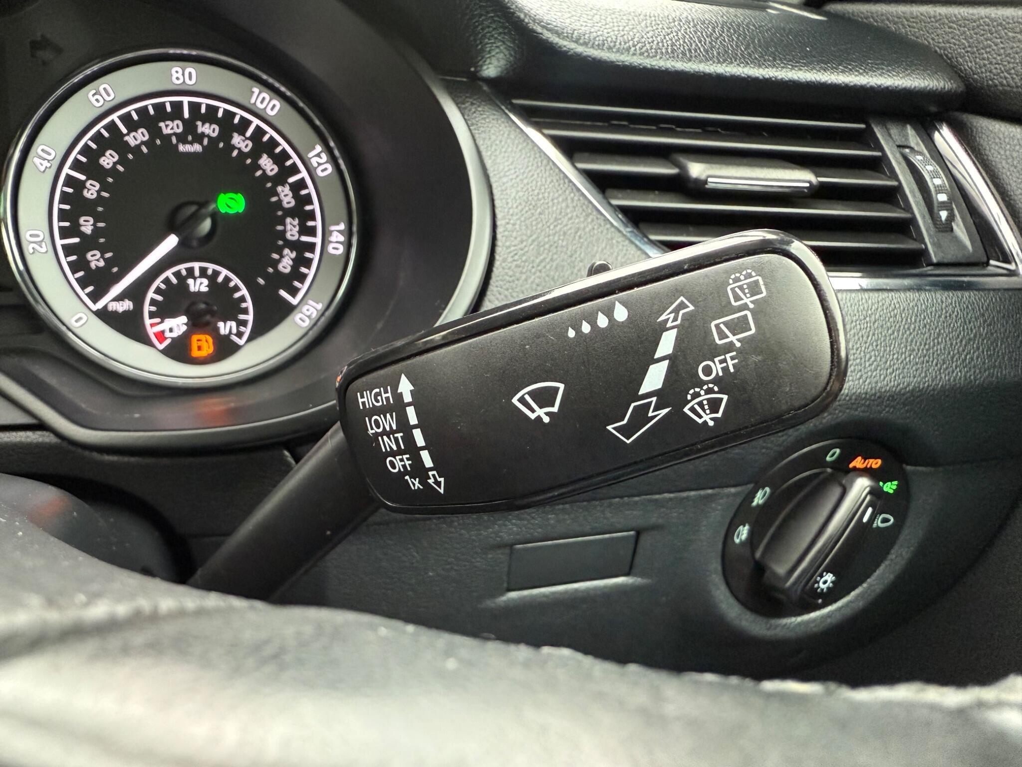 Skoda Octavia - Image 27