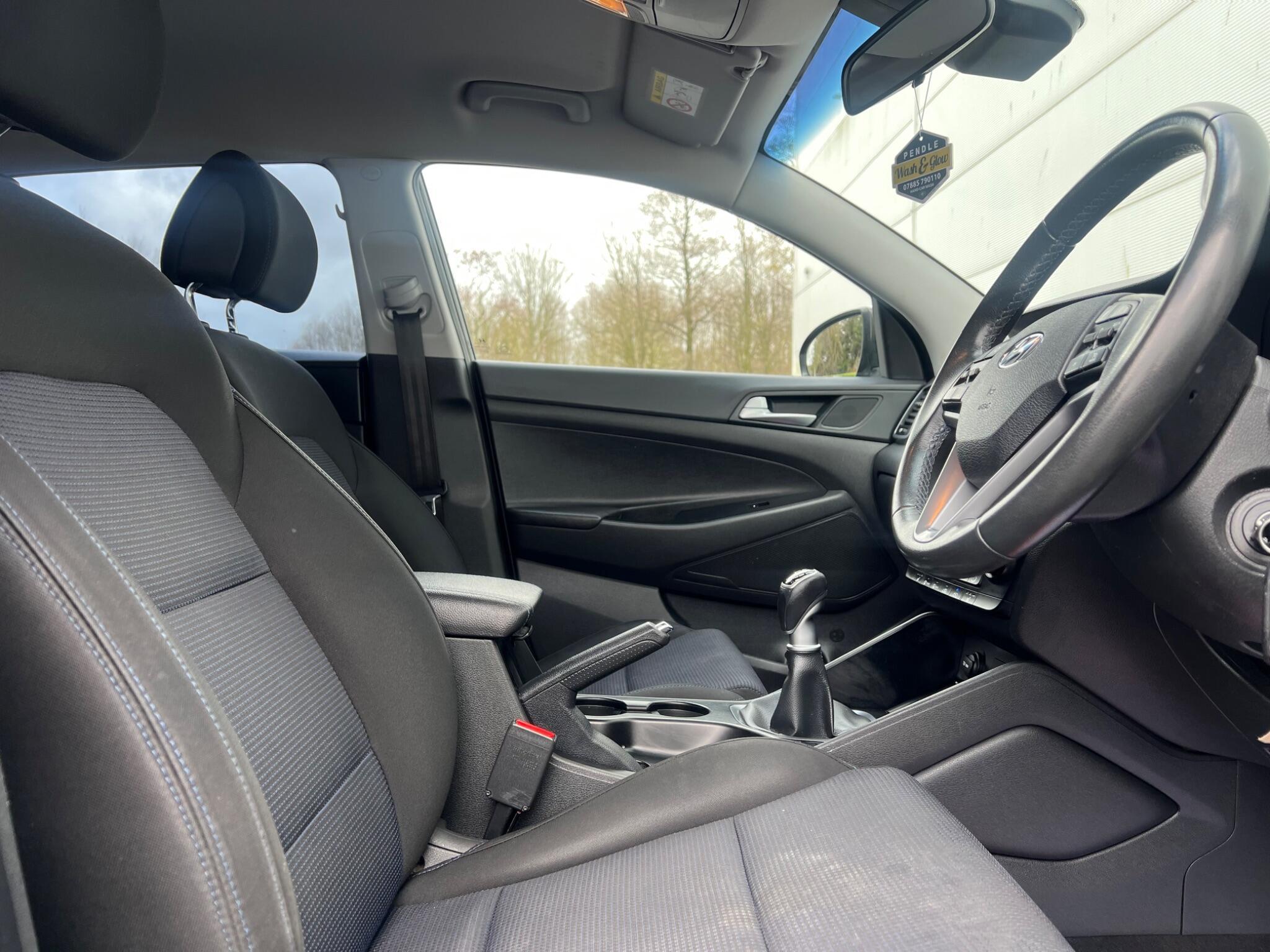 Hyundai Tucson - Image 13