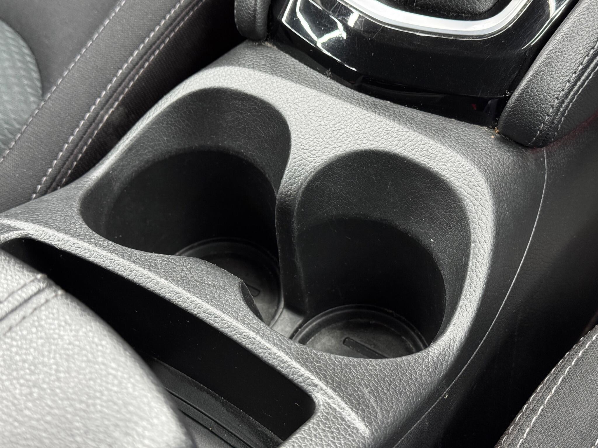 Nissan Qashqai - Image 24