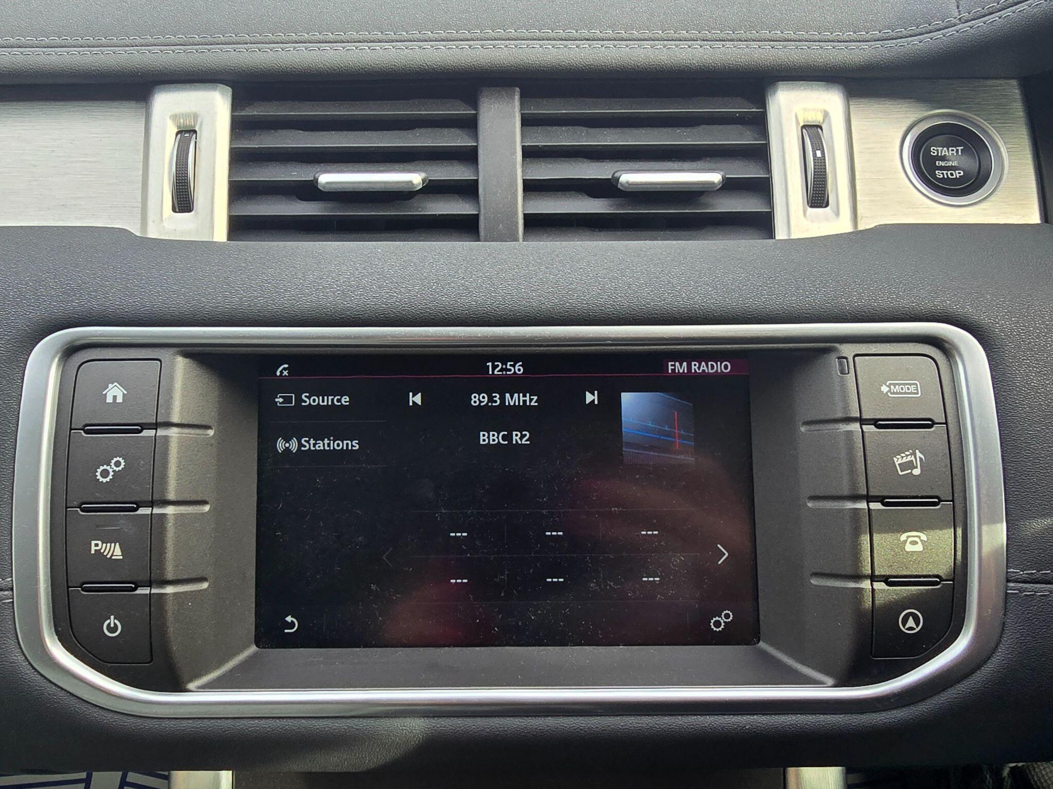 Land Rover Range Rover Evoque - Image 40