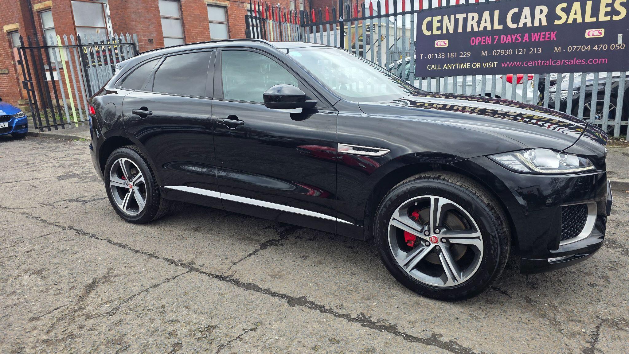 Jaguar F-Pace - Image 4