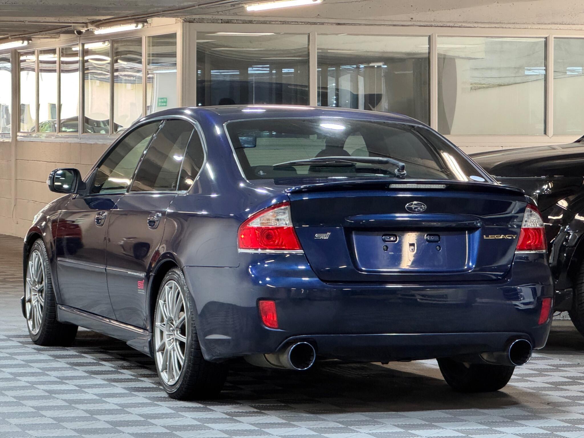 Subaru Legacy - Image 4
